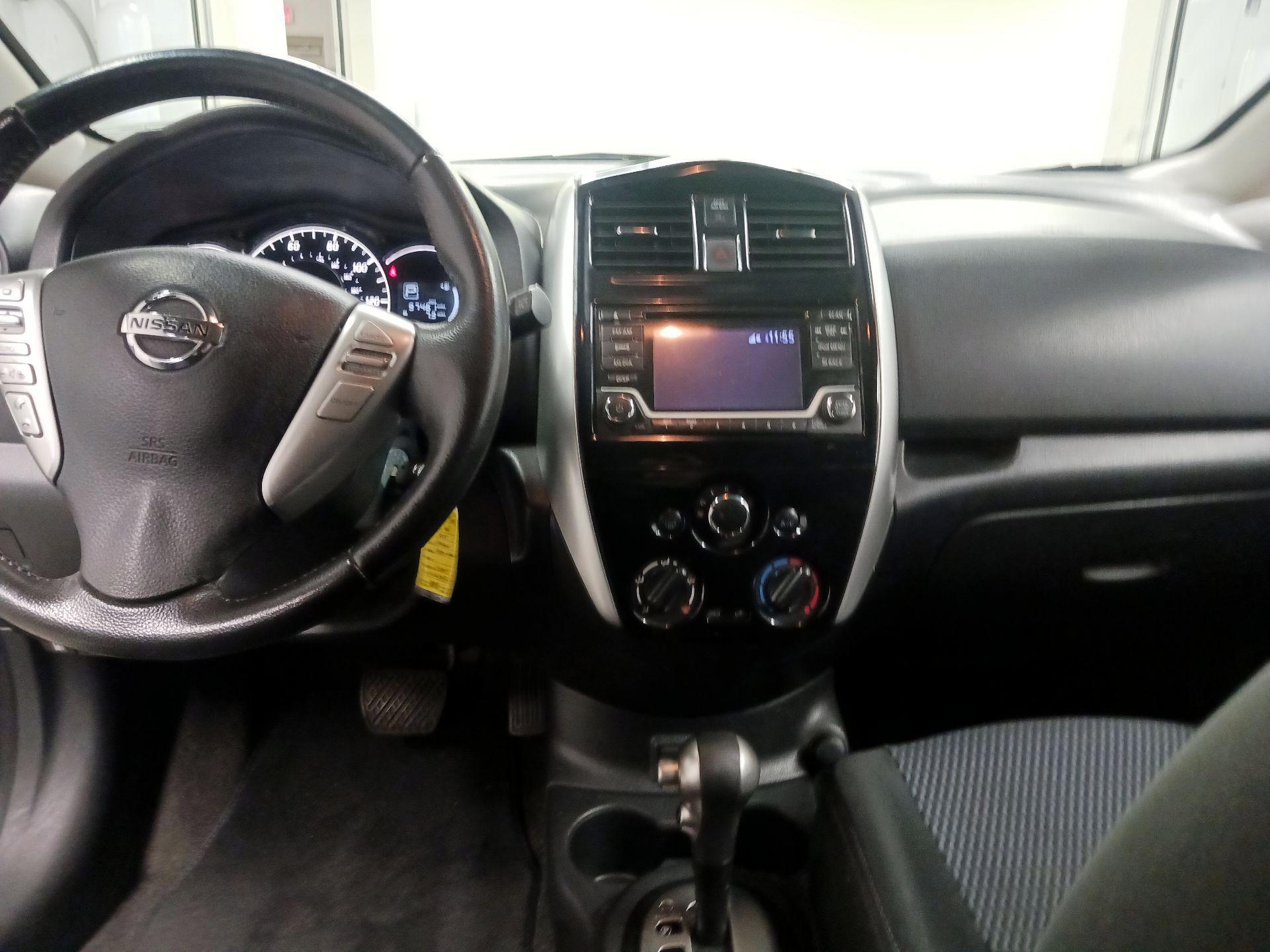 Thumbnail: 2017 Nissan Versa Note - 9