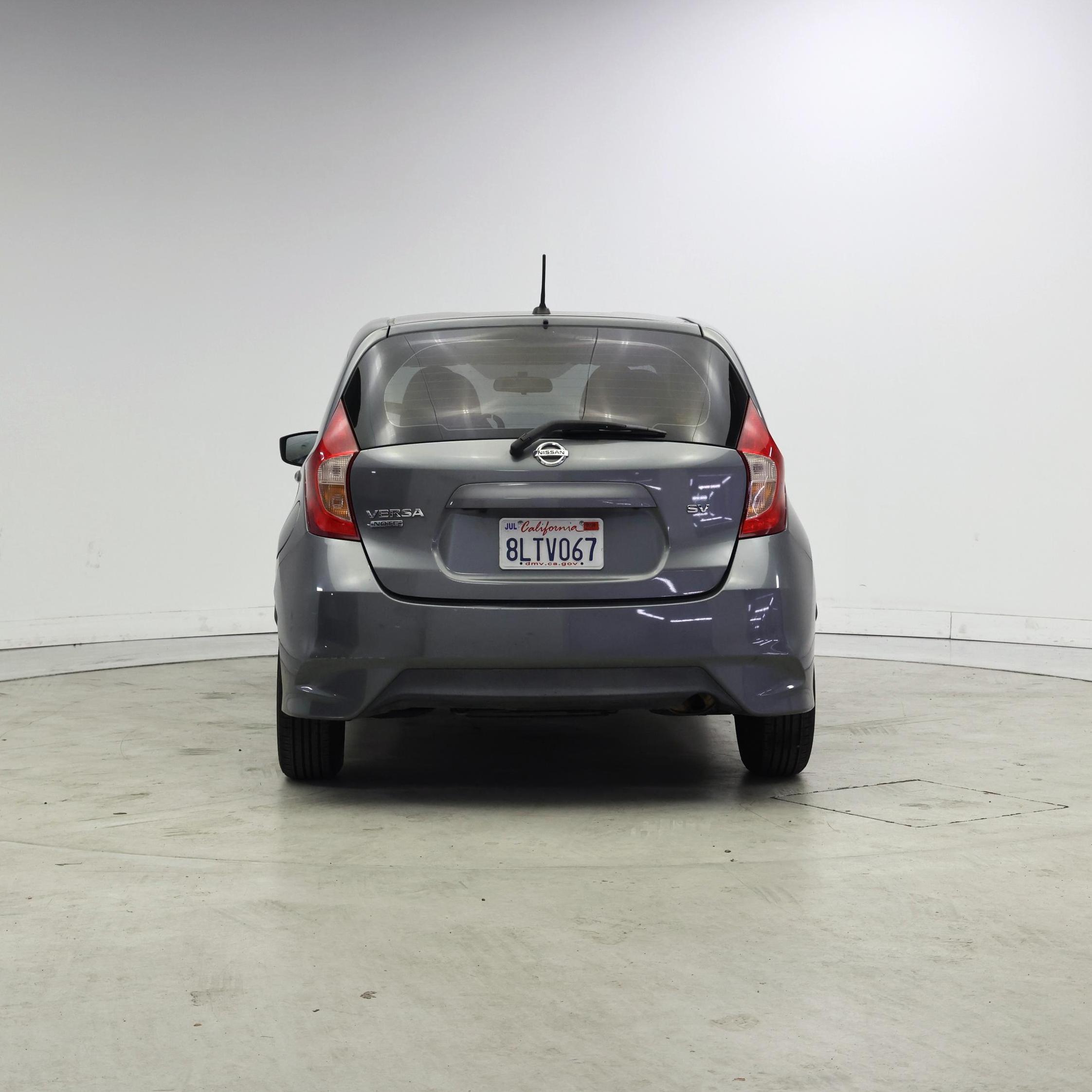 Thumbnail: 2017 Nissan Versa Note - 6