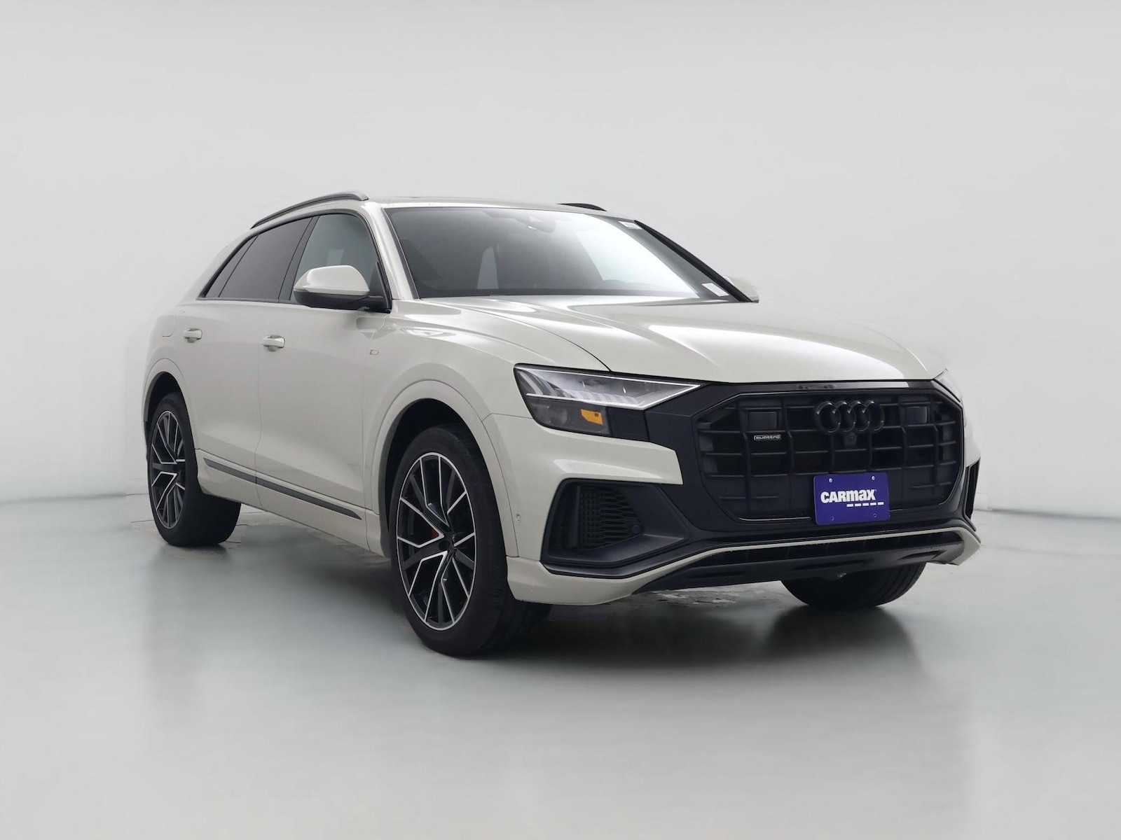 2023 Audi Q8 Premium Plus