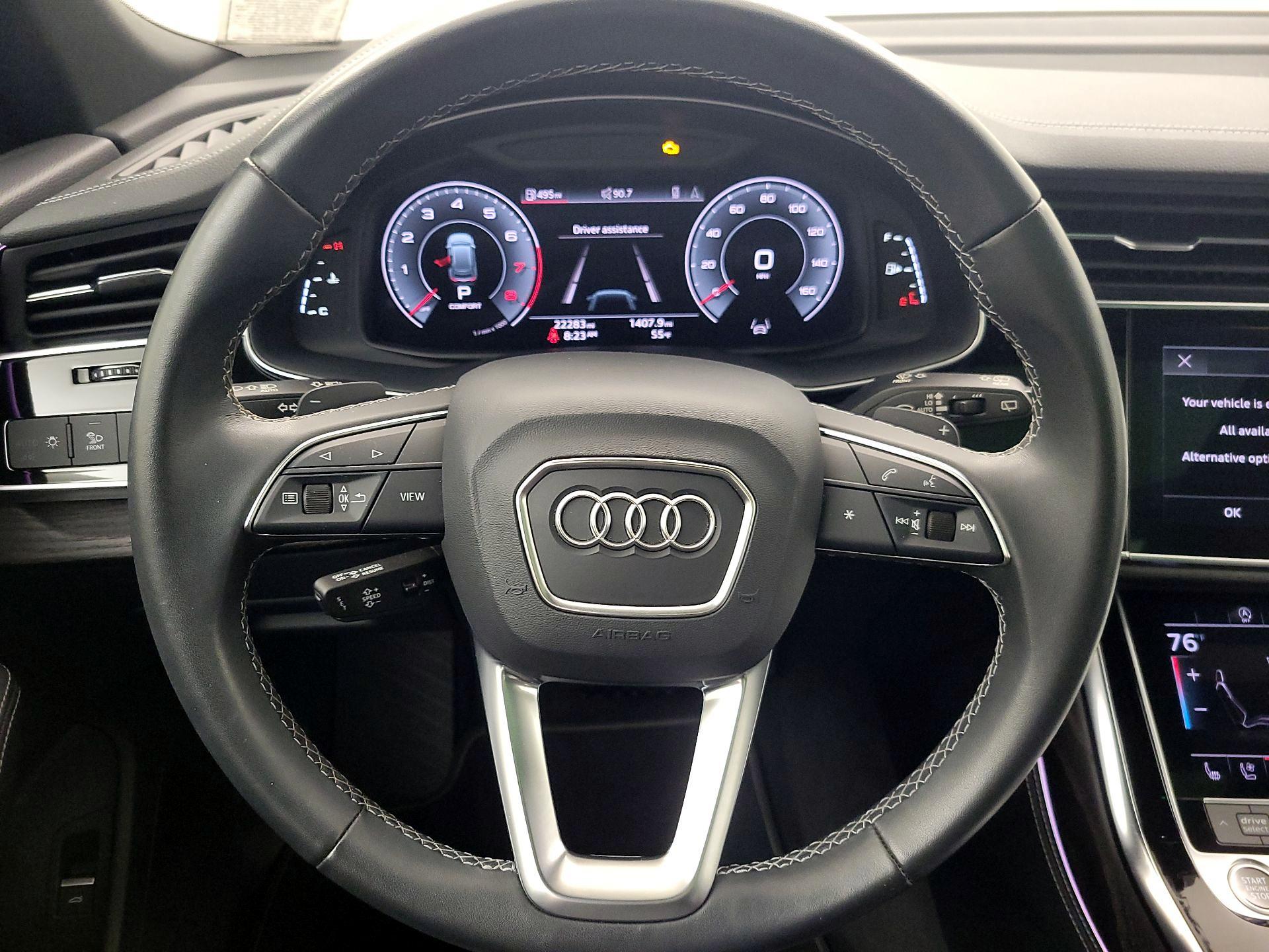 Thumbnail: 2023 Audi Q8 - 10