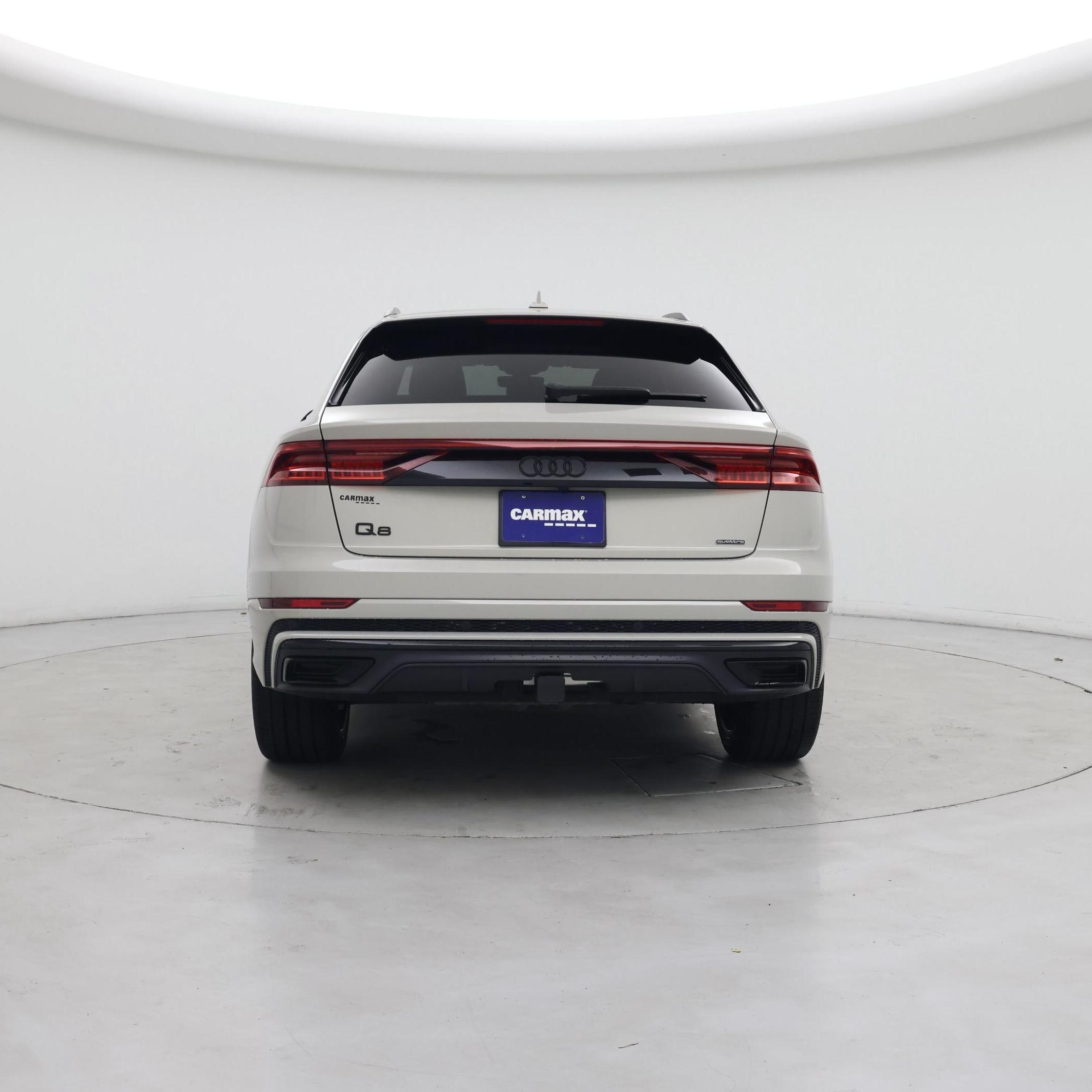 Thumbnail: 2023 Audi Q8 - 6