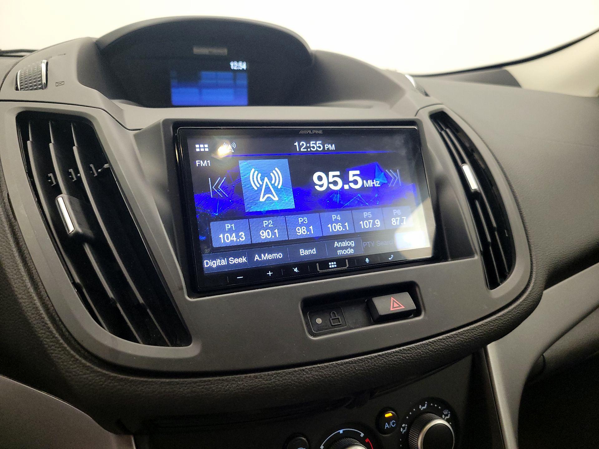 Thumbnail: 2015 Ford Escape - 15