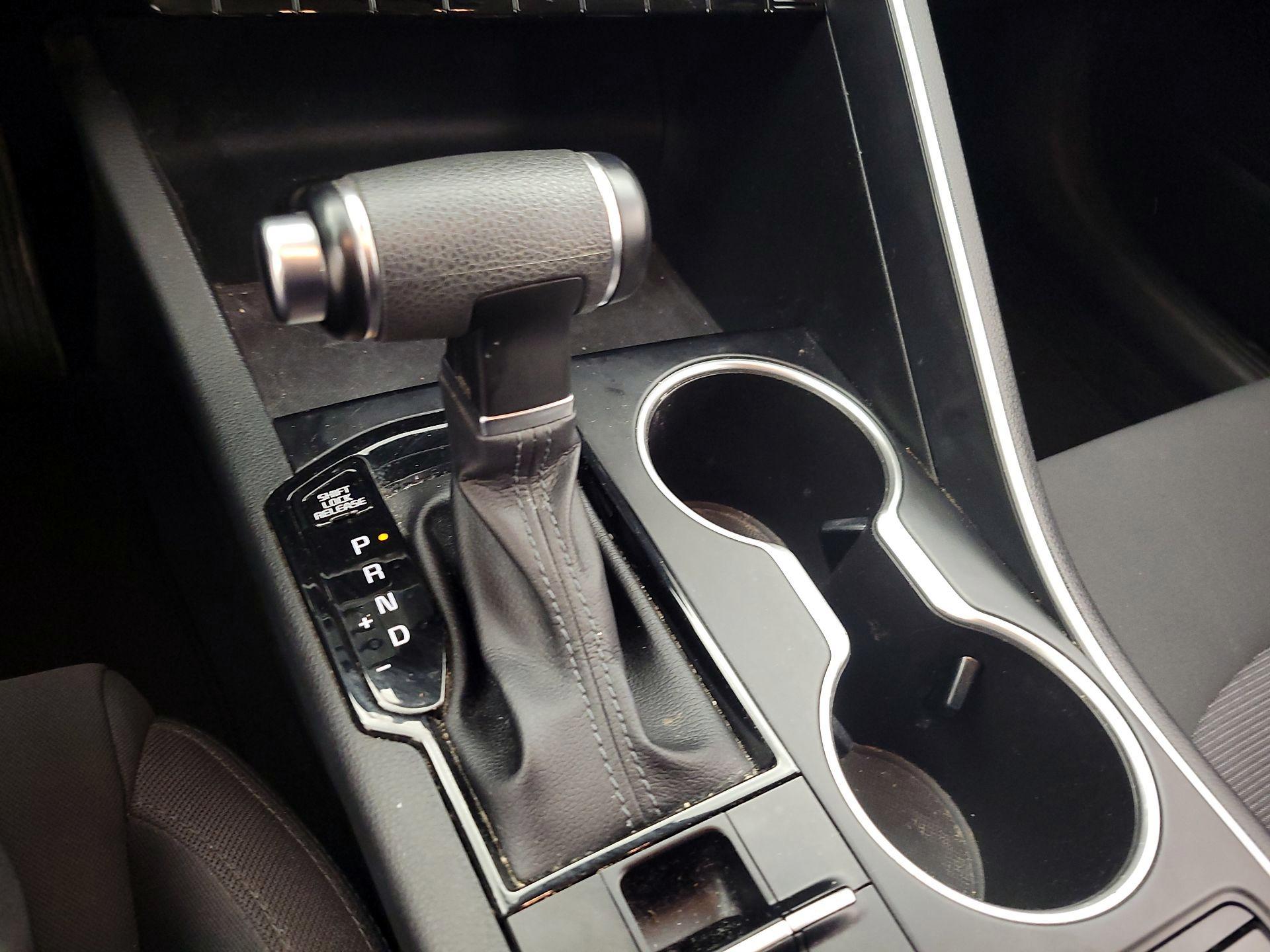 Thumbnail: 2022 Kia K5 - 17