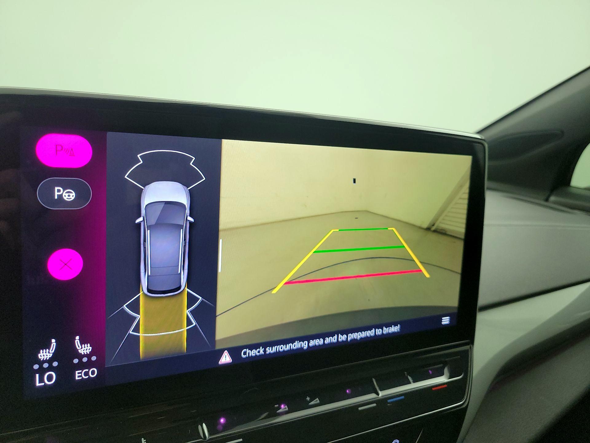 Thumbnail: 2023 Volkswagen ID.4 - 14