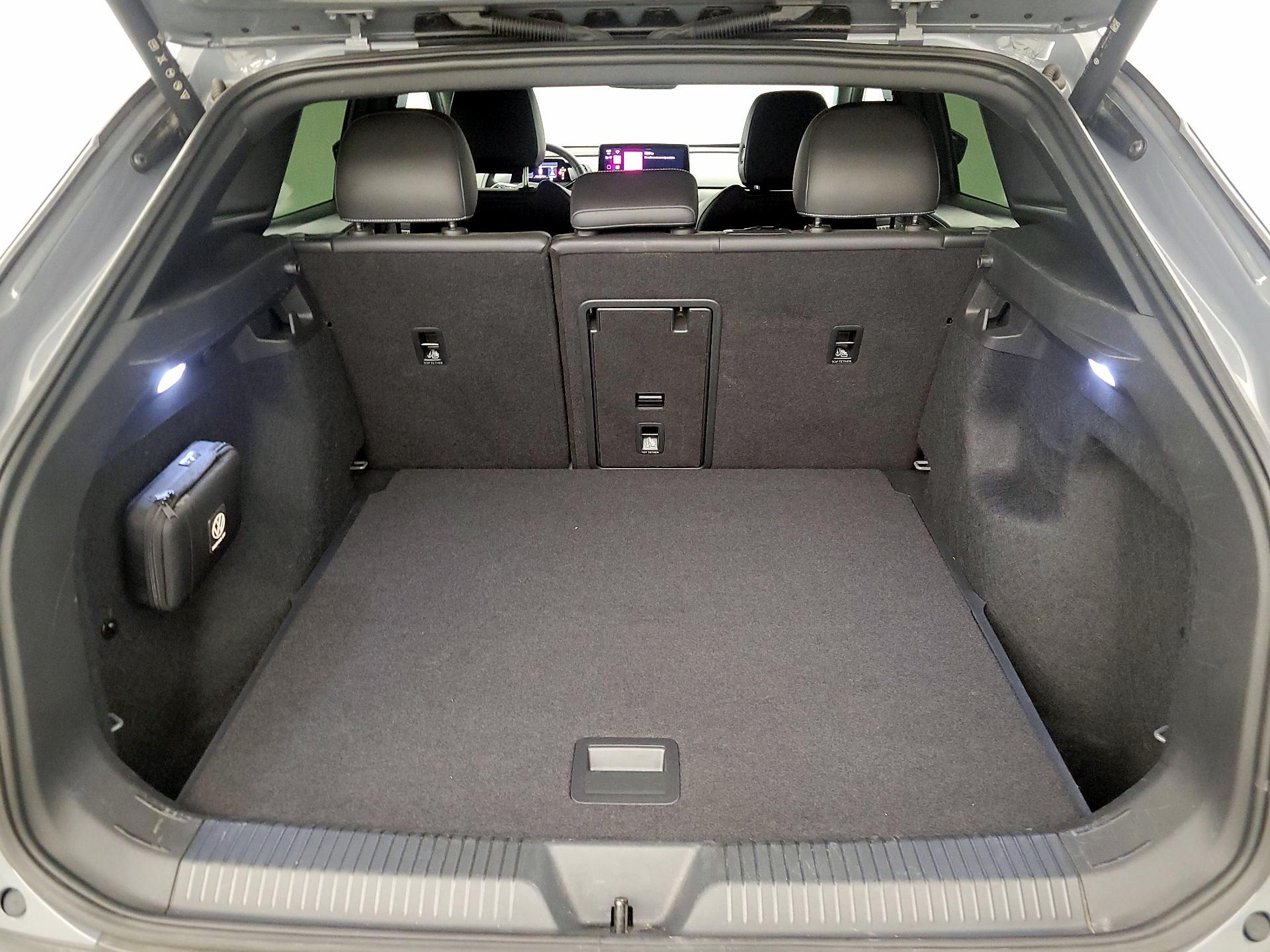 Thumbnail: 2023 Volkswagen ID.4 - 20