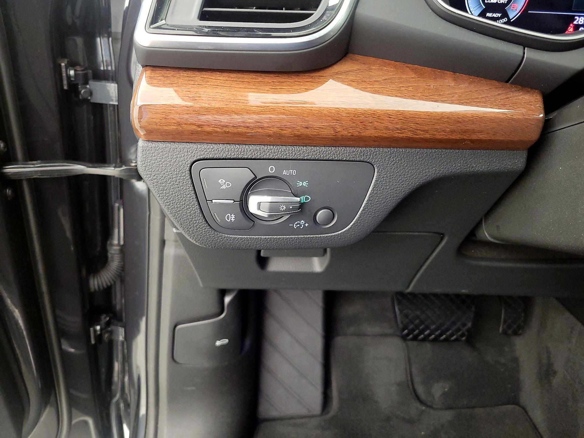 Thumbnail: 2023 Audi Q5 - 13