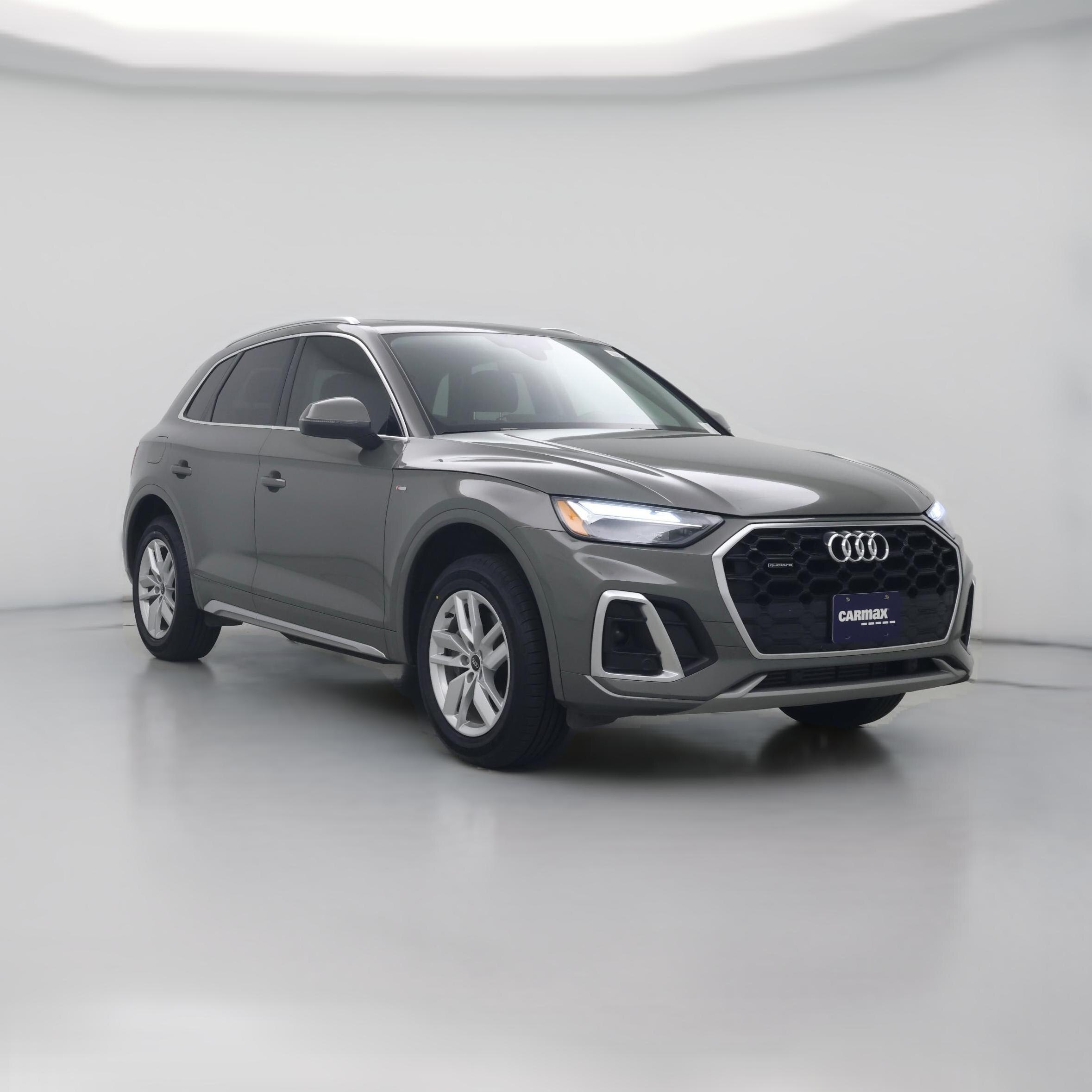 Thumbnail: 2023 Audi Q5 - 1