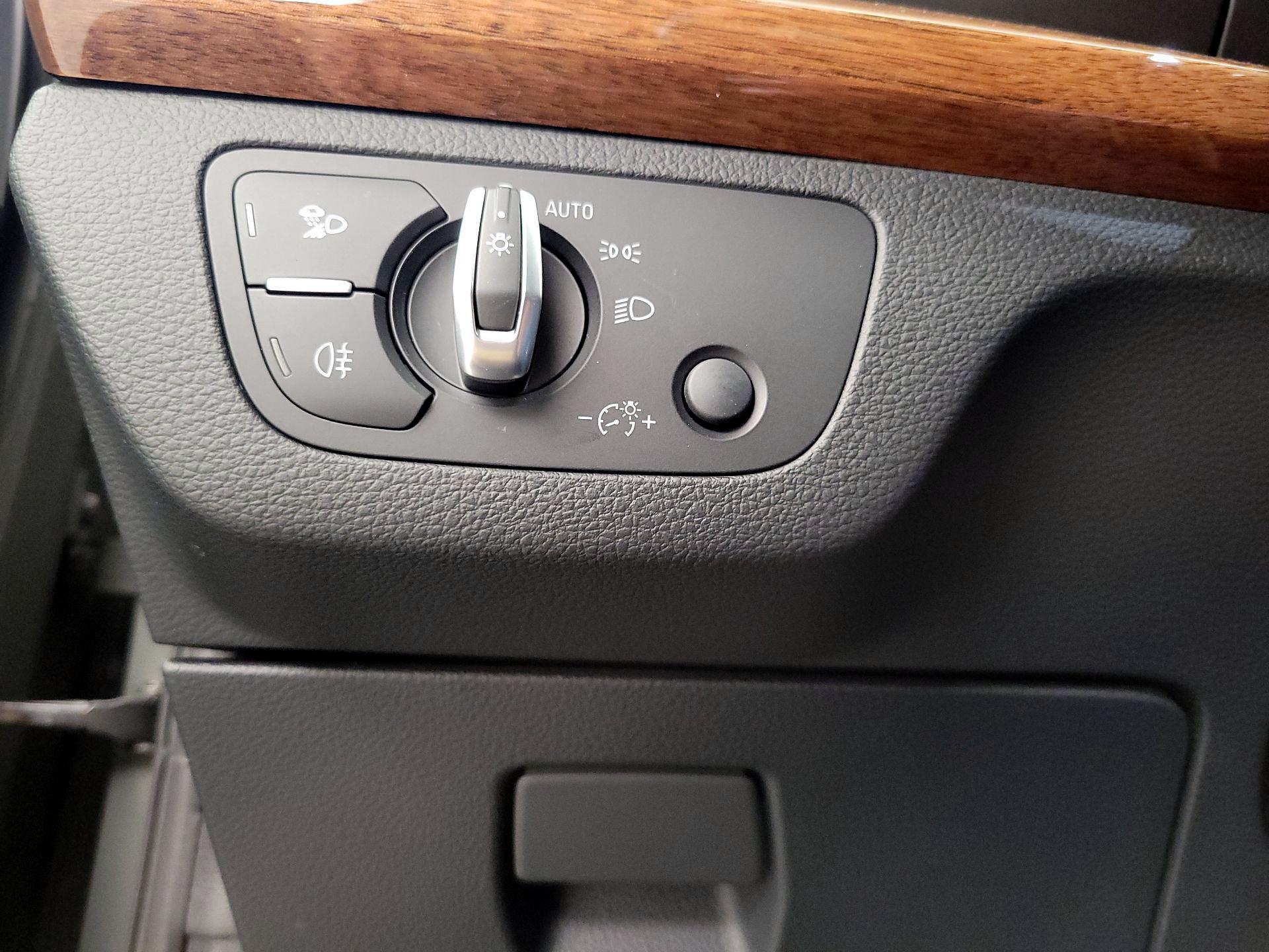 Thumbnail: 2023 Audi Q5 - 13