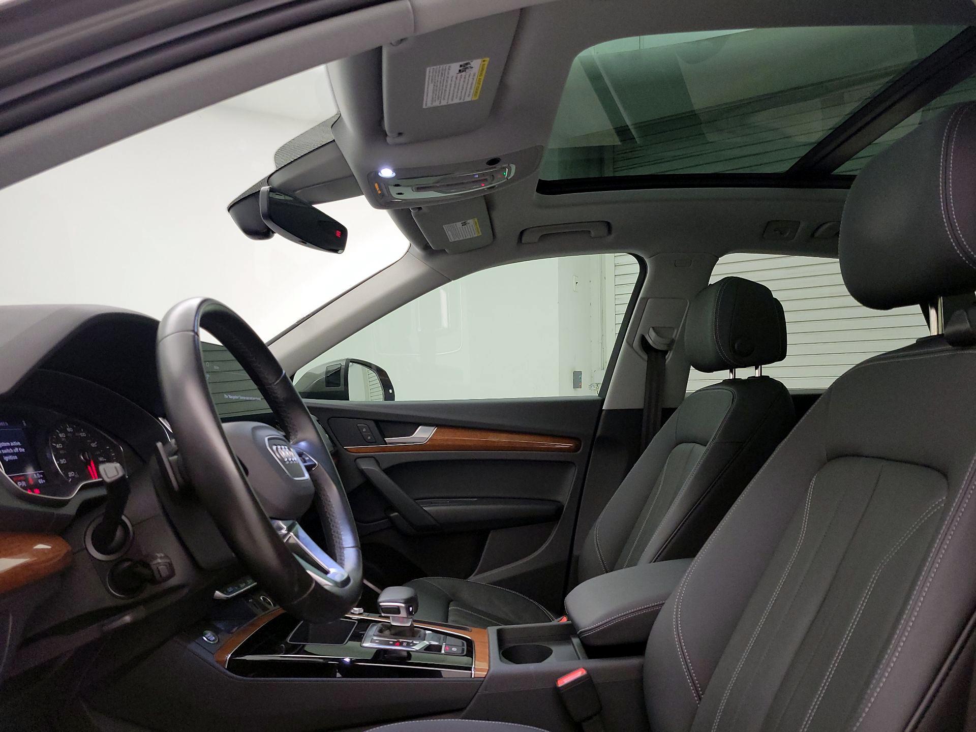 Thumbnail: 2023 Audi Q5 - 19