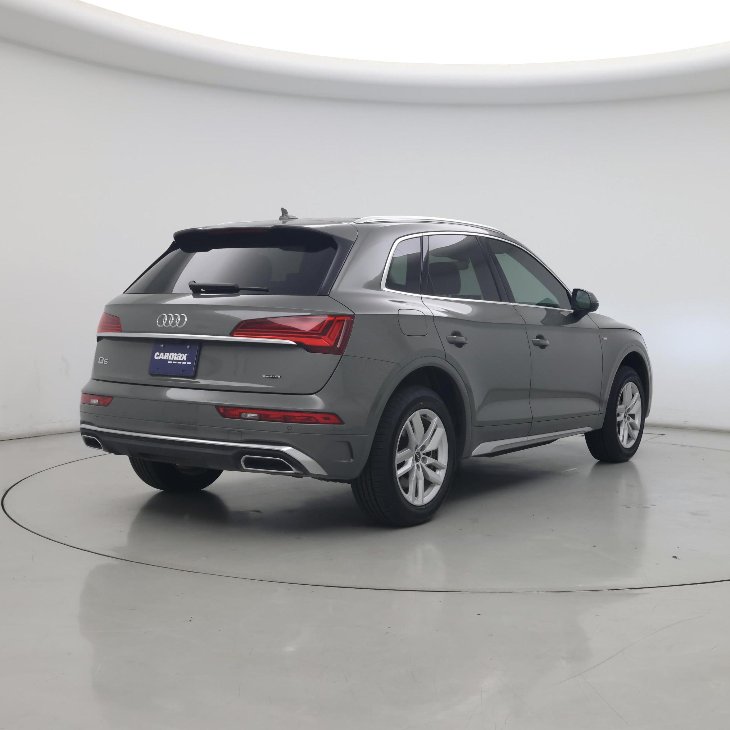 Thumbnail: 2023 Audi Q5 - 8