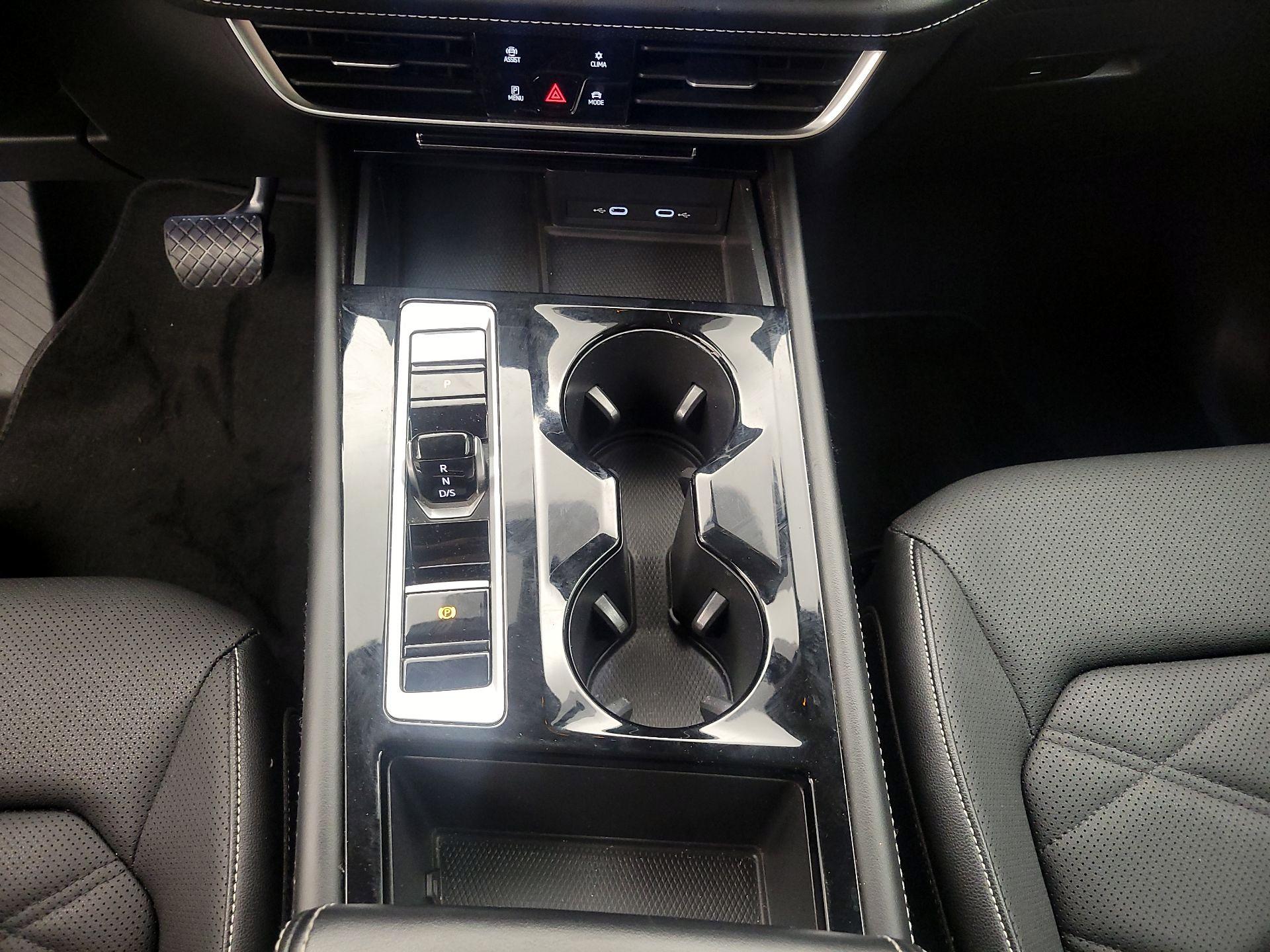 Thumbnail: 2024 Volkswagen Atlas - 17