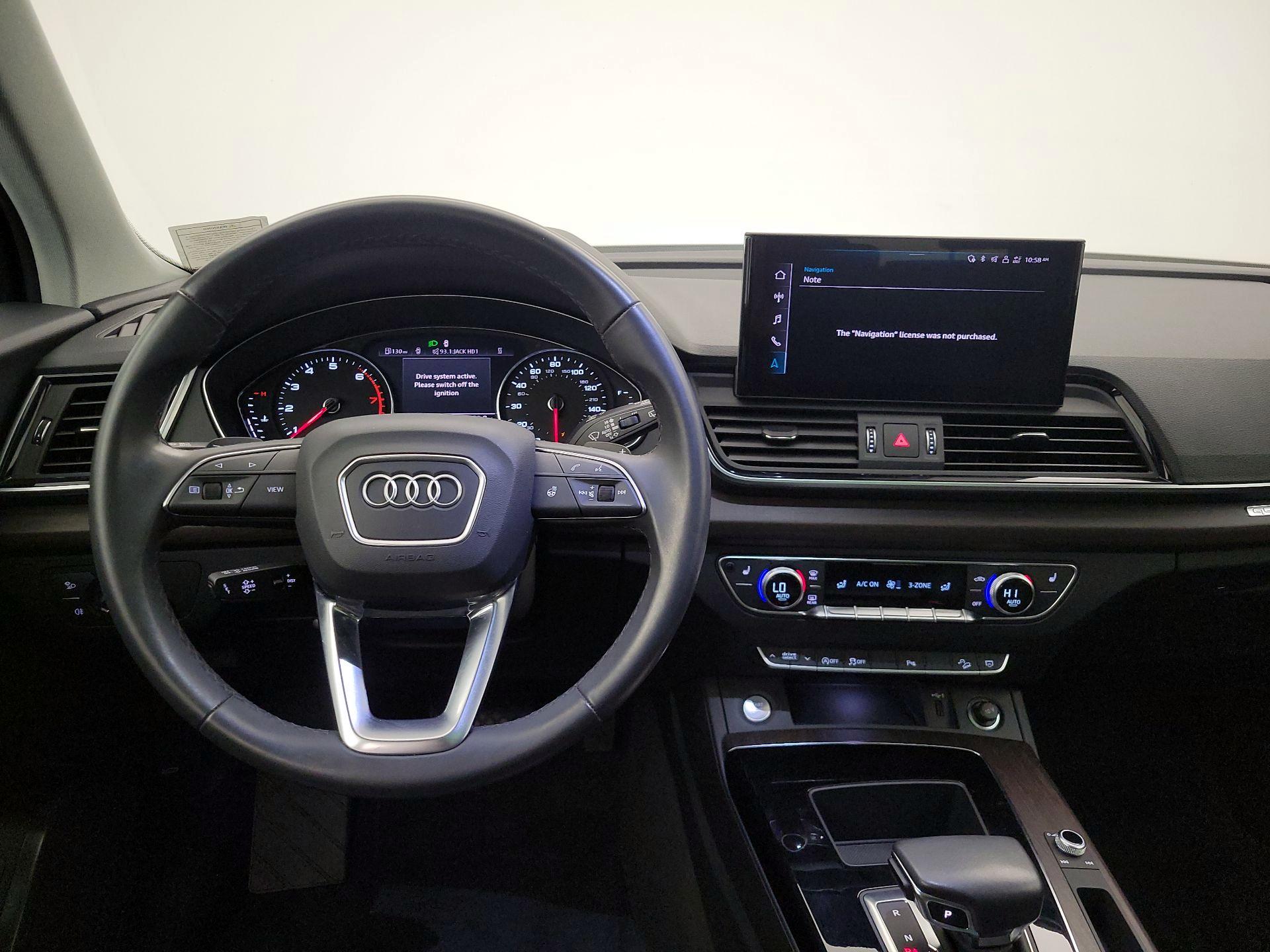 Thumbnail: 2023 Audi Q5 - 10