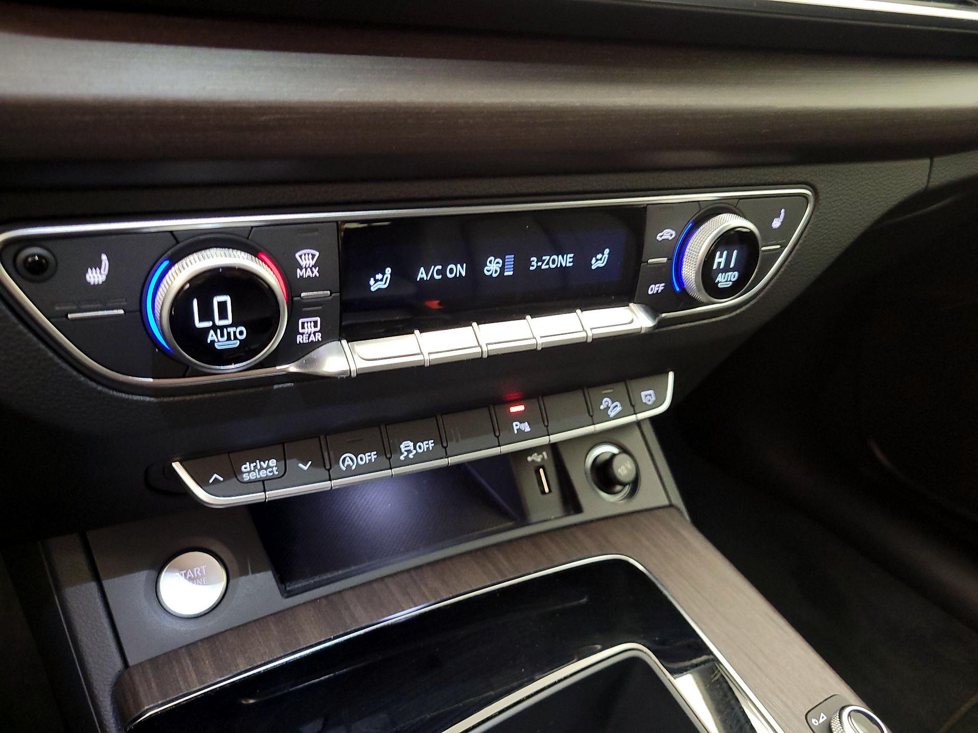 Thumbnail: 2023 Audi Q5 - 16