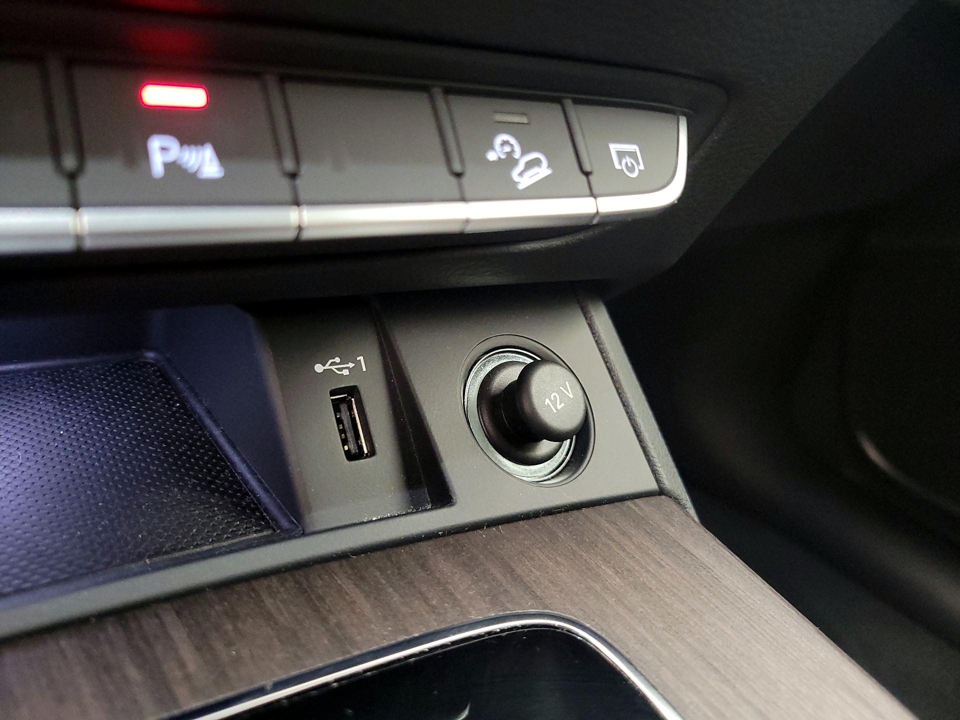 Thumbnail: 2023 Audi Q5 - 18