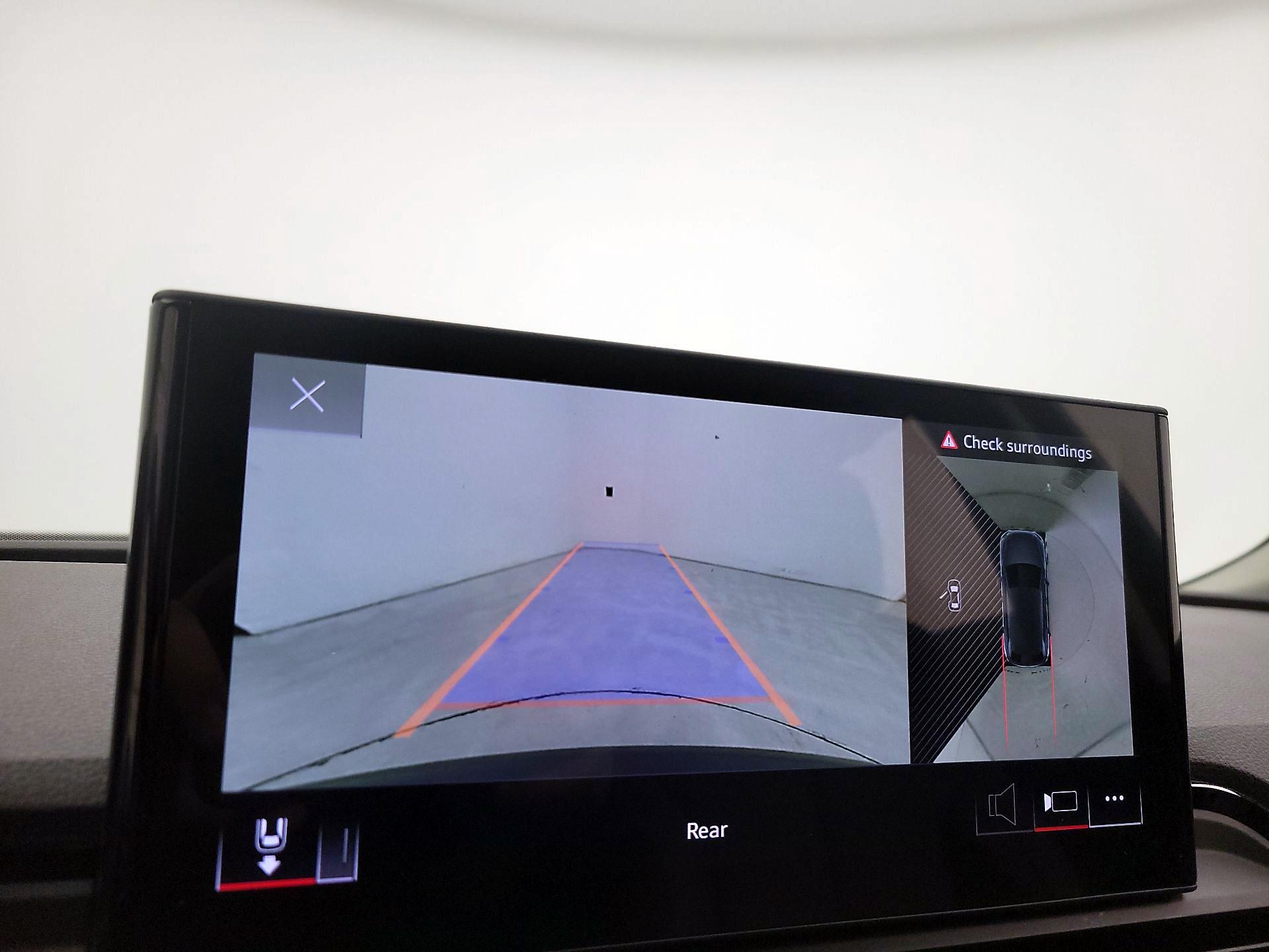 Thumbnail: 2021 Audi Q5 - 15