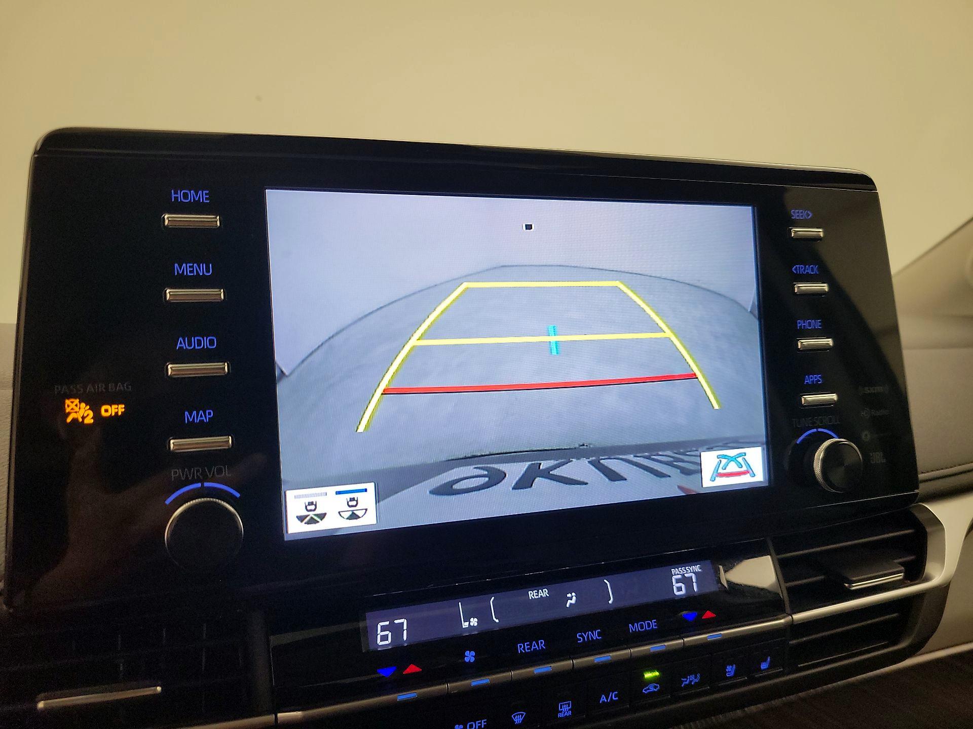 Thumbnail: 2024 Toyota Sienna - 15