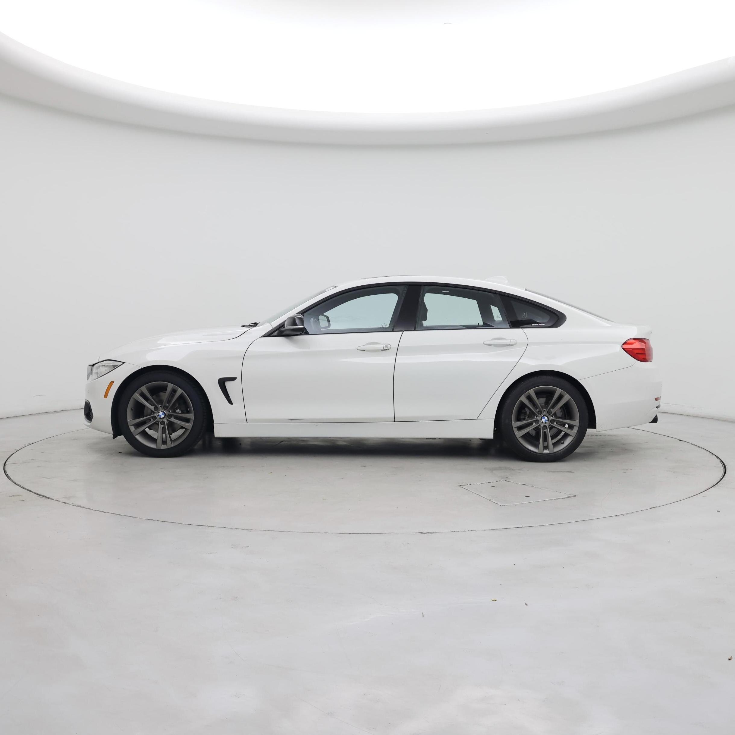 Thumbnail: 2015 BMW 4 Series - 3