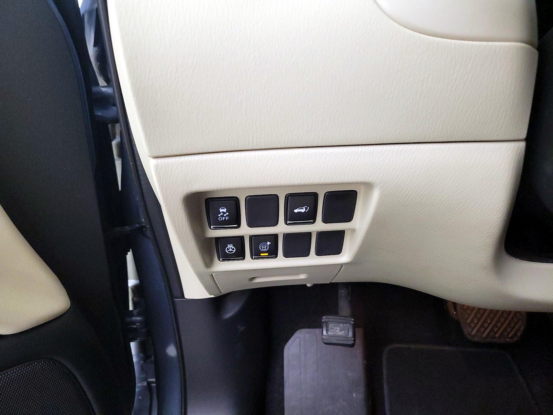 Thumbnail: 2018 INFINITI QX60 - 13