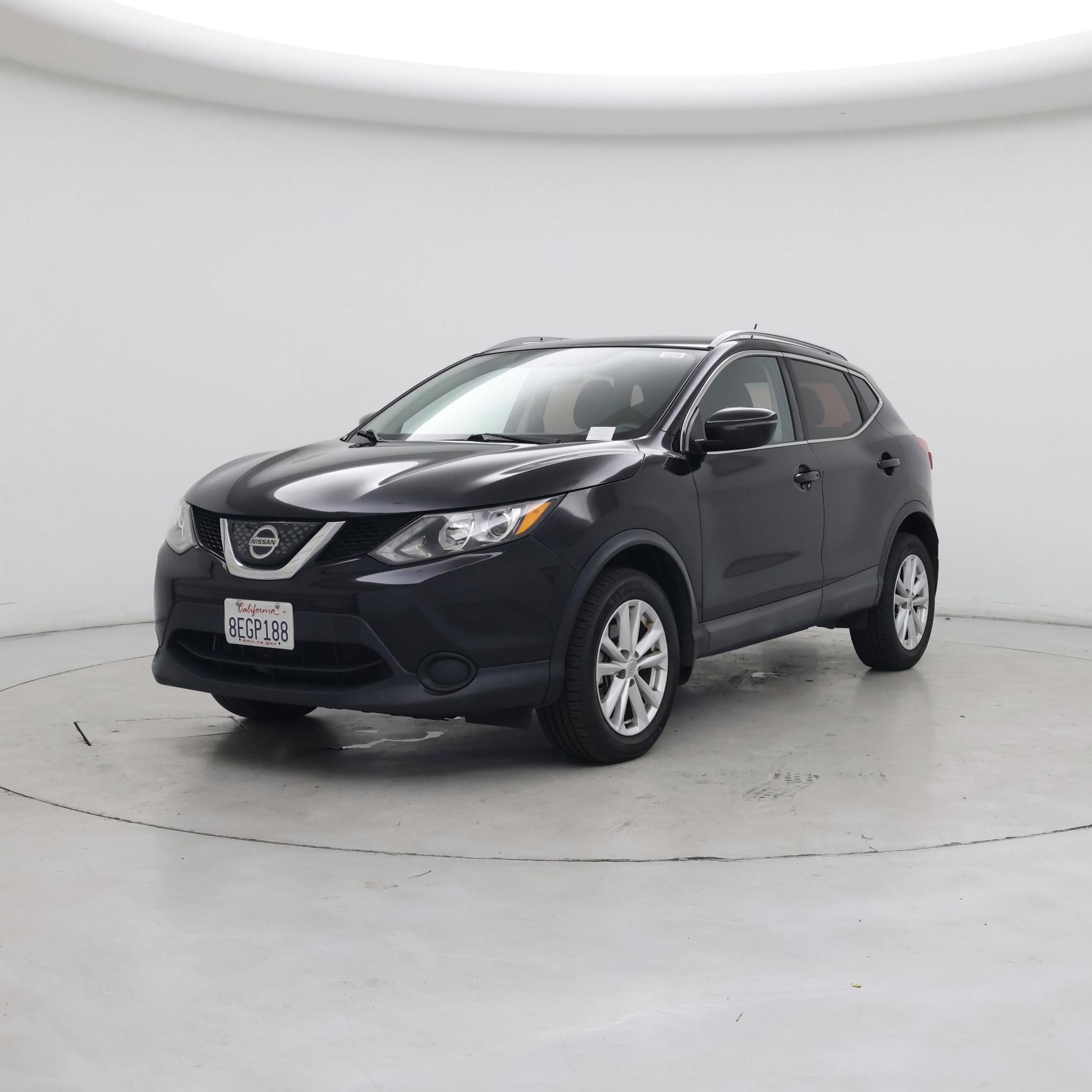 Thumbnail: 2018 Nissan Rogue Sport - 4