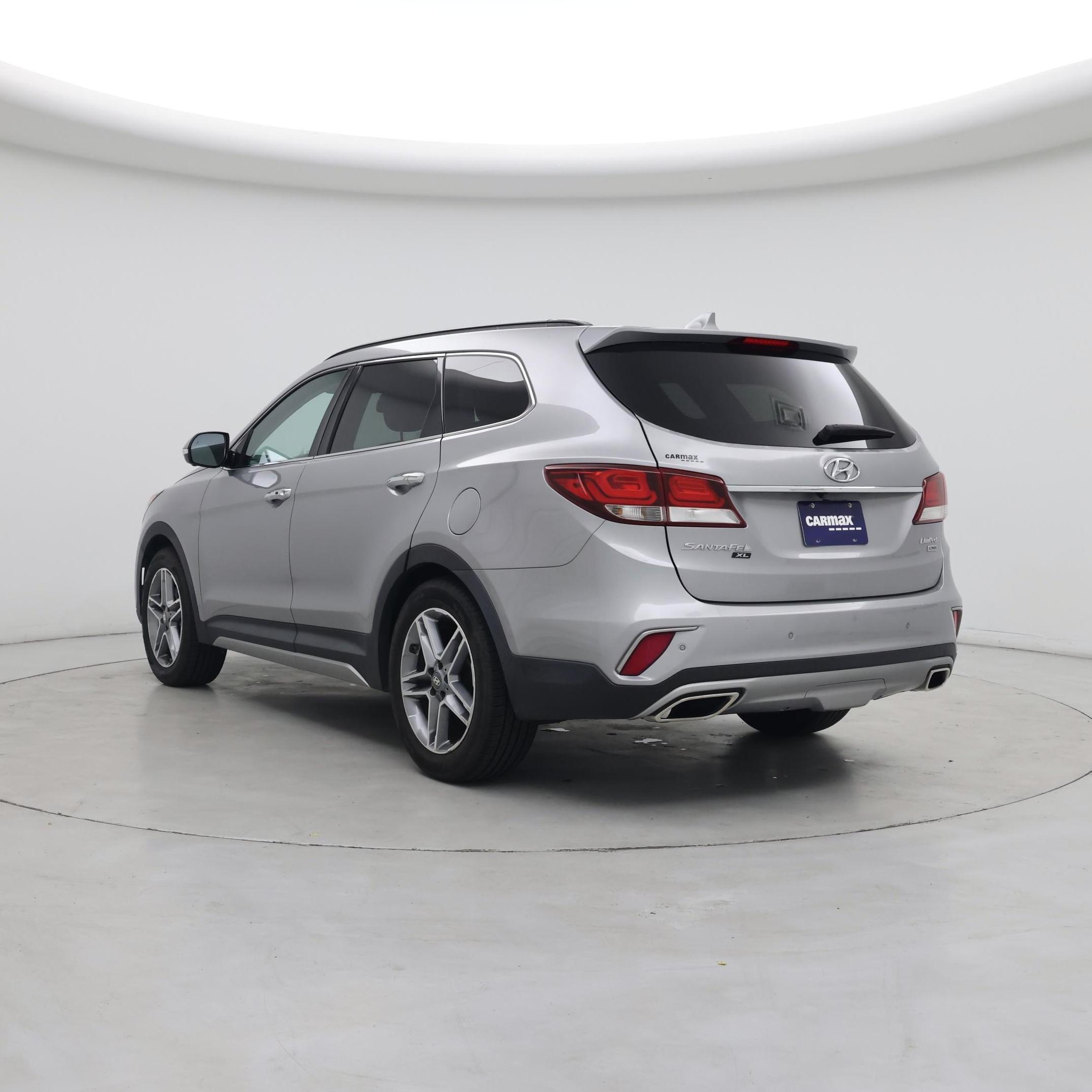 Thumbnail: 2019 Hyundai Santa Fe - 2