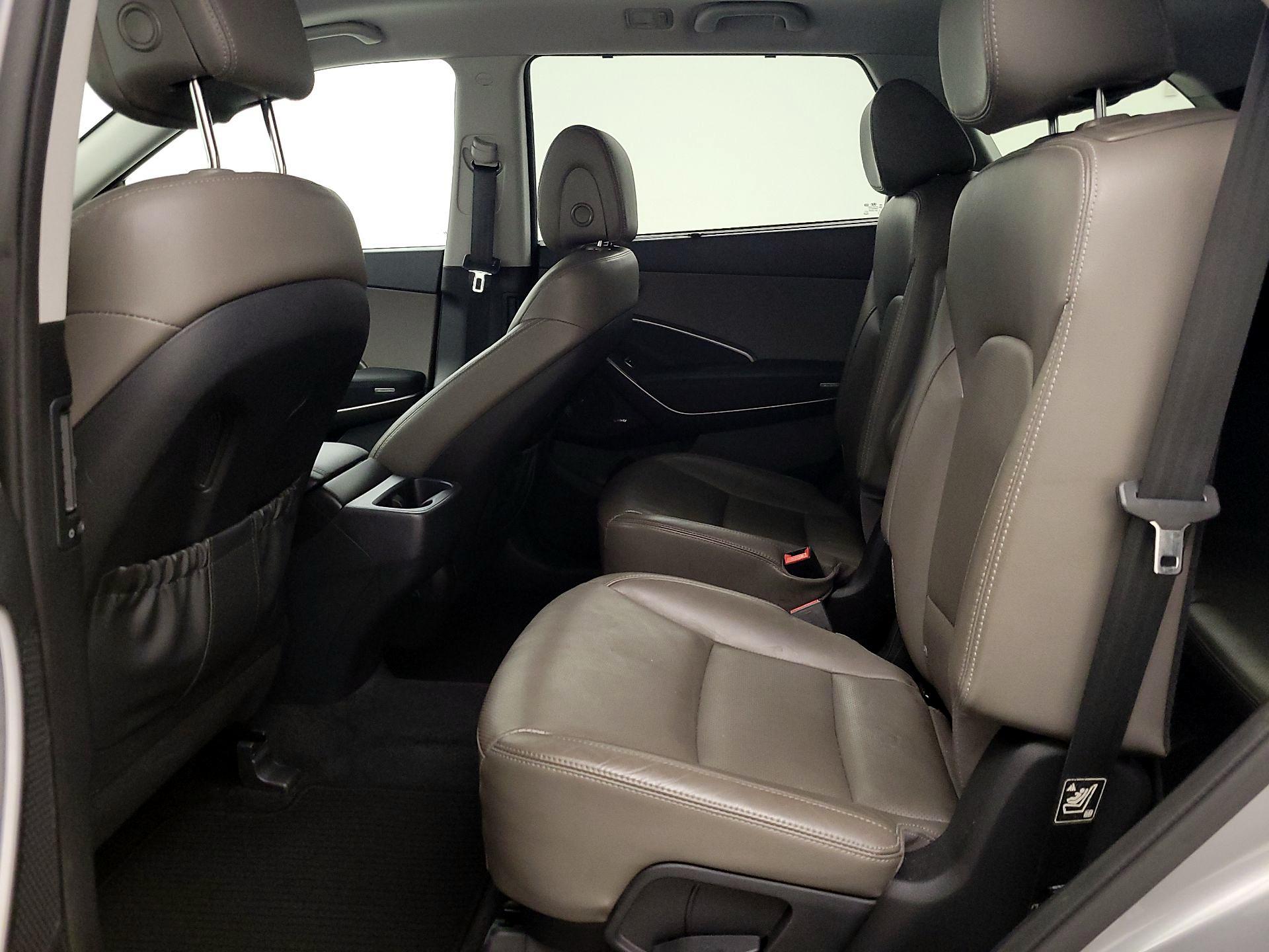 Thumbnail: 2019 Hyundai Santa Fe - 20