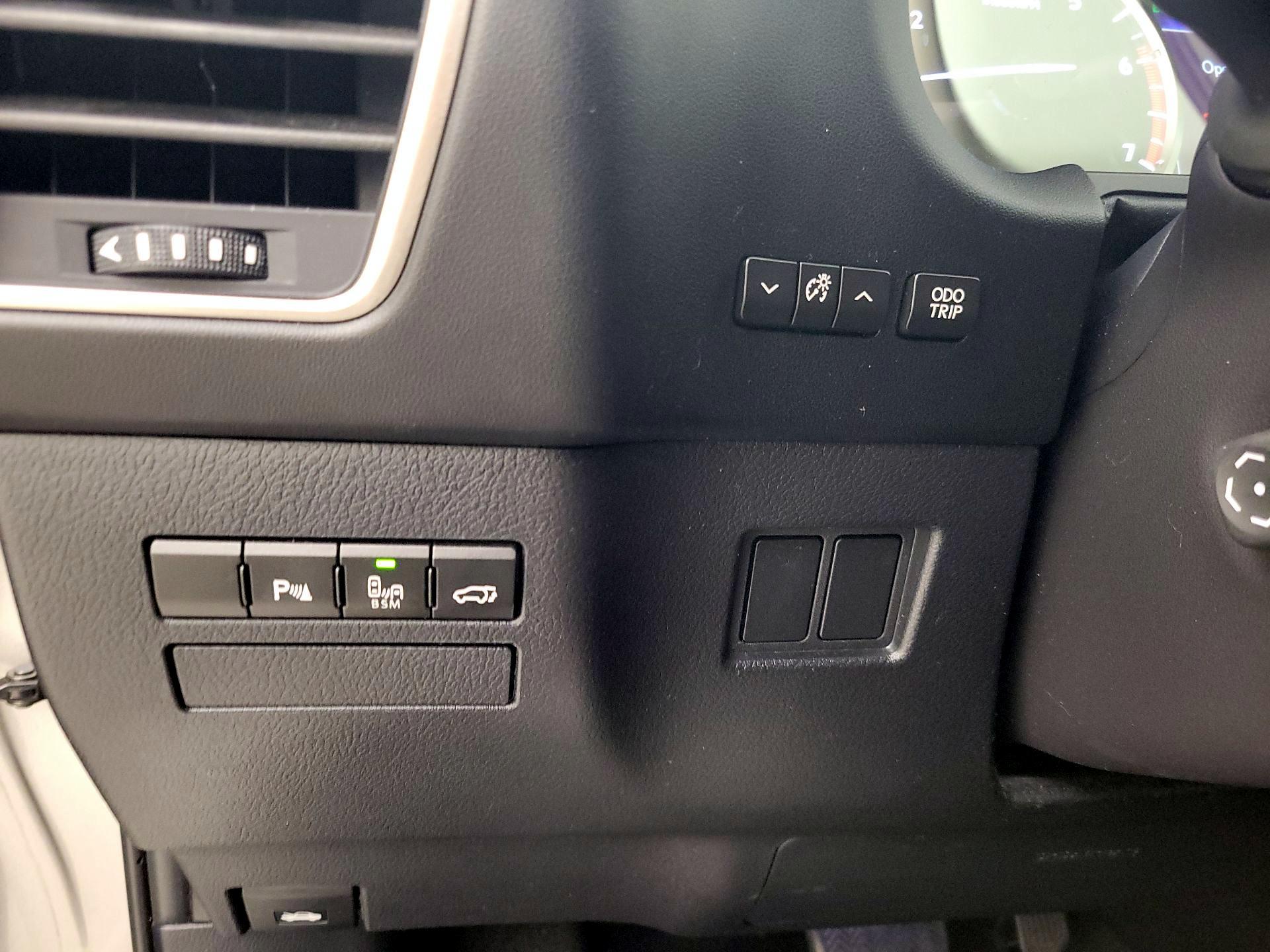 Thumbnail: 2016 Lexus NX - 13