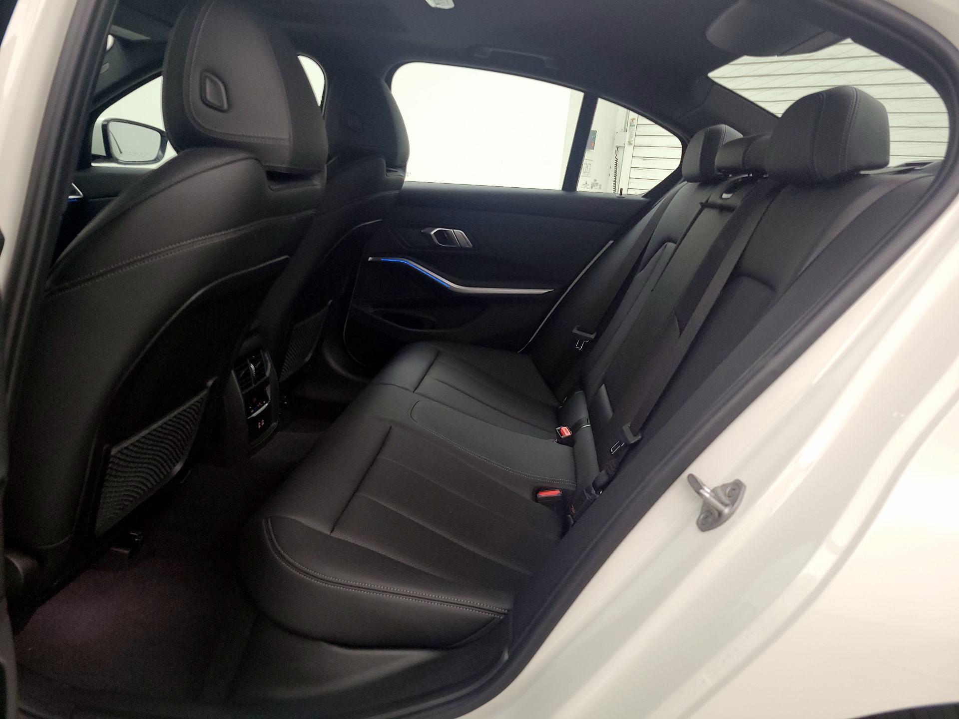 Thumbnail: 2023 BMW 3 Series - 19