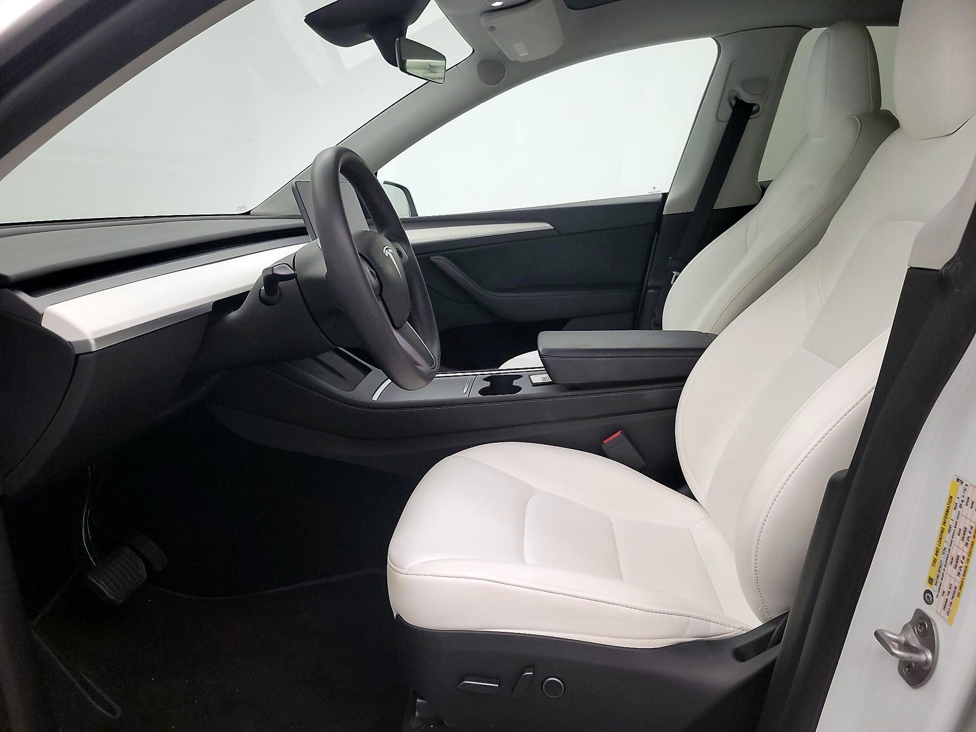 Thumbnail: 2024 Tesla Model Y - 11