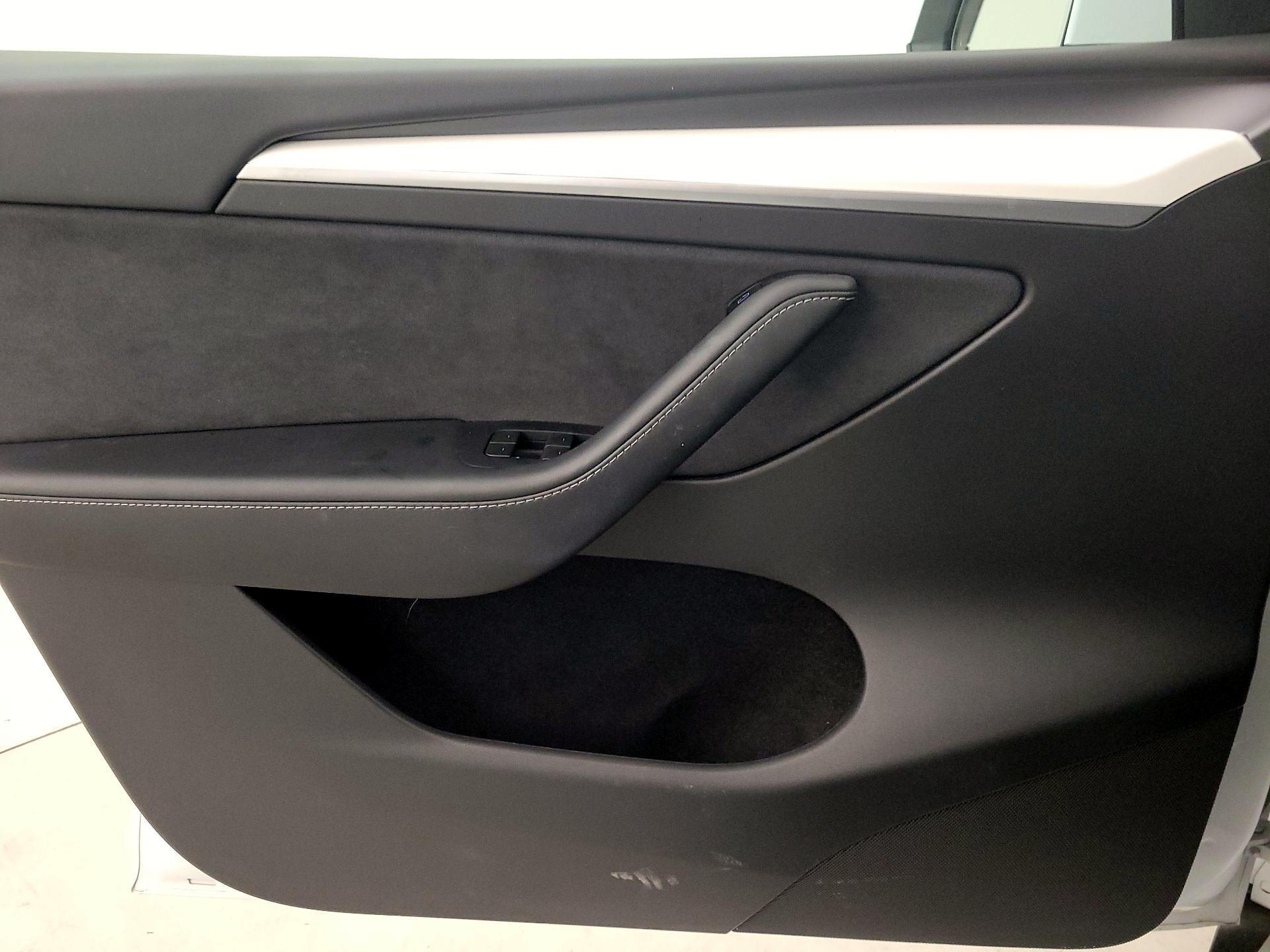 Thumbnail: 2024 Tesla Model Y - 12