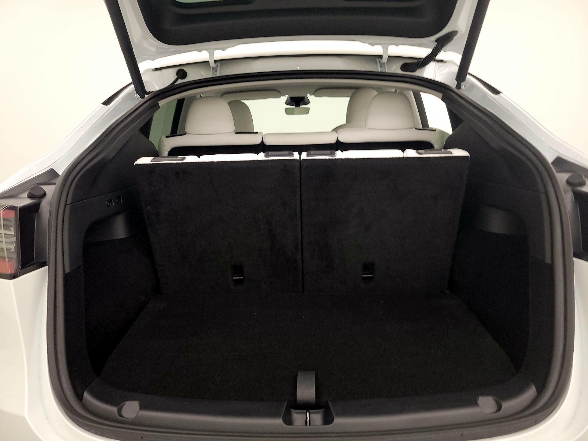 Thumbnail: 2024 Tesla Model Y - 19