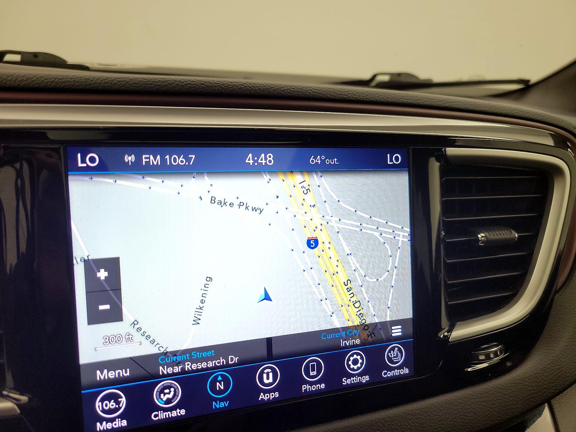 Thumbnail: 2020 Chrysler Pacifica - 14