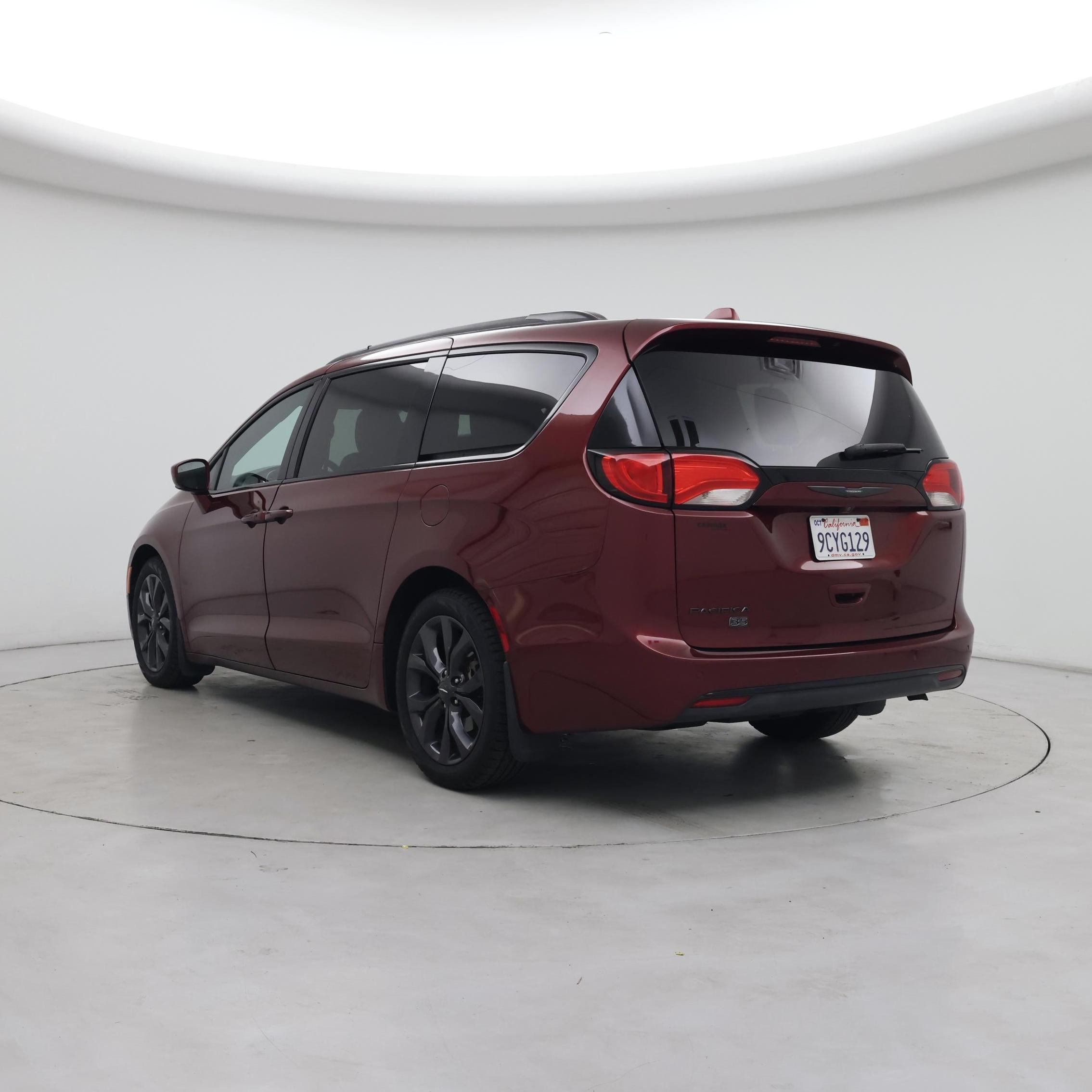 Thumbnail: 2020 Chrysler Pacifica - 2