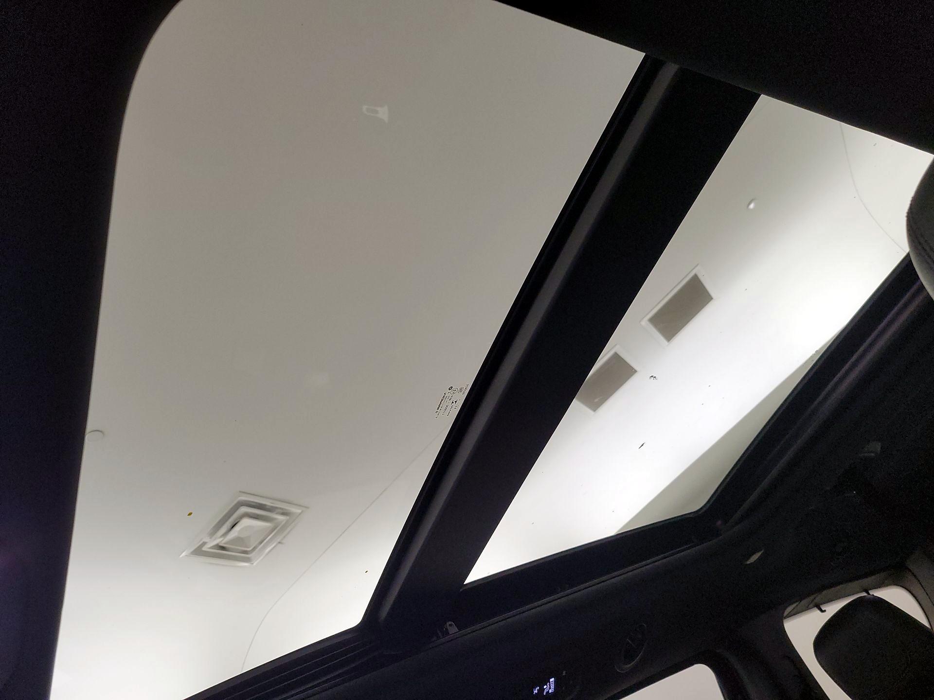 Thumbnail: 2020 Chrysler Pacifica - 20