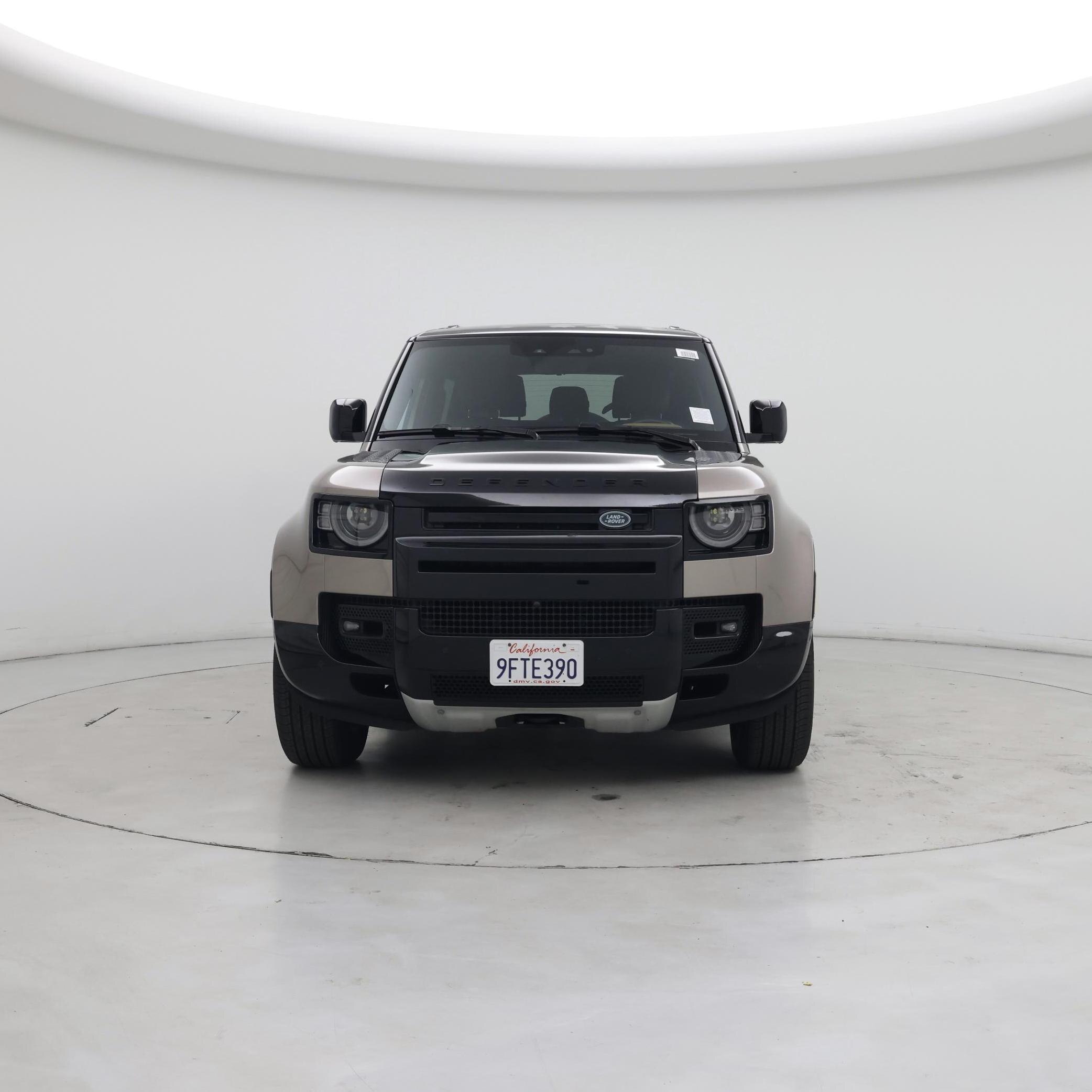 Thumbnail: 2023 Land Rover Defender - 5