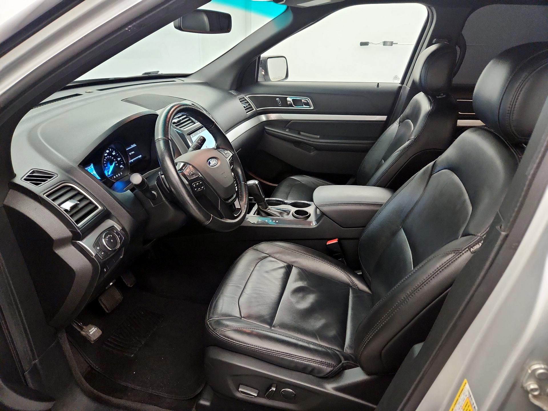 Thumbnail: 2017 Ford Explorer - 11