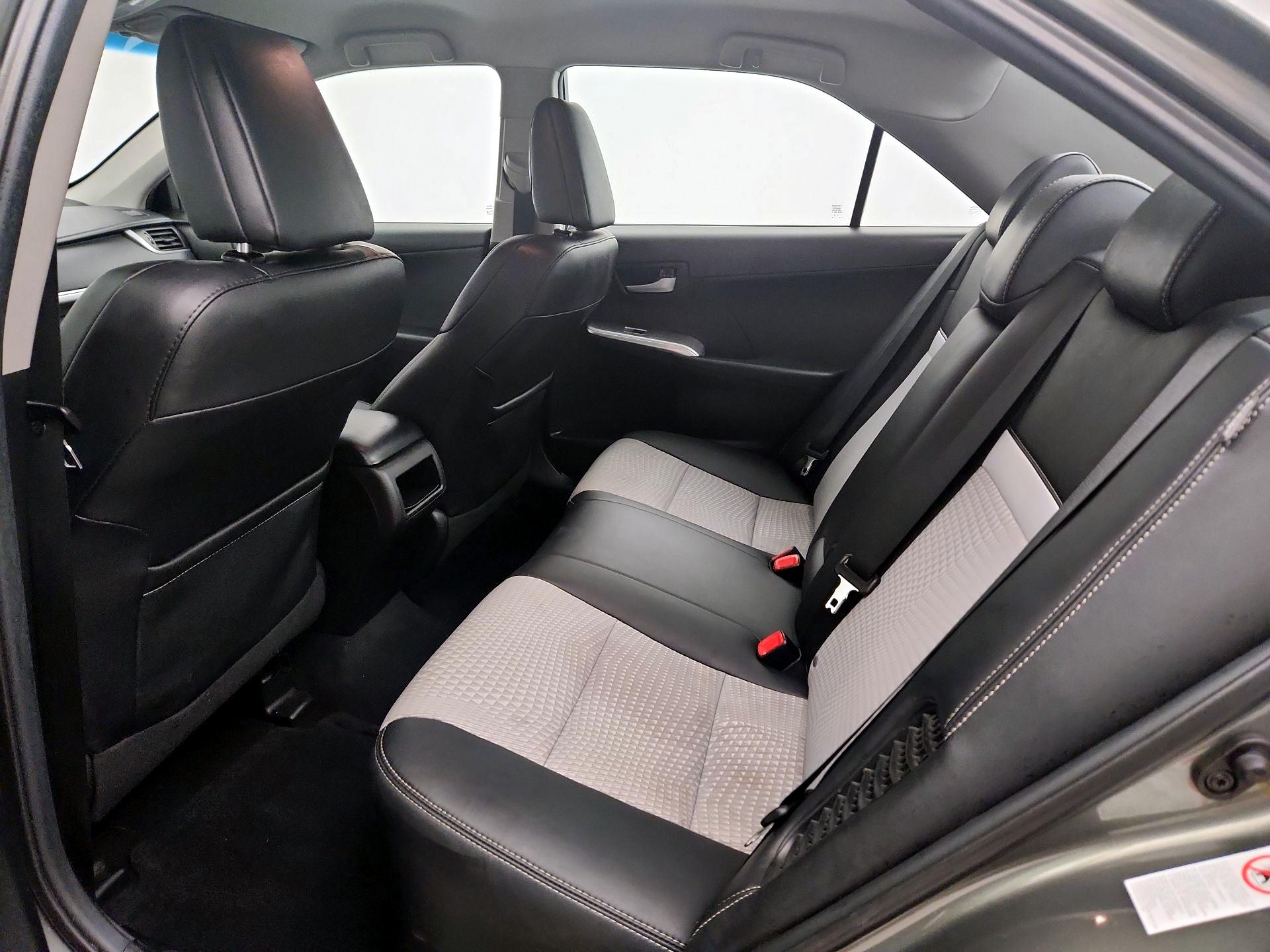 Thumbnail: 2014 Toyota Camry - 19