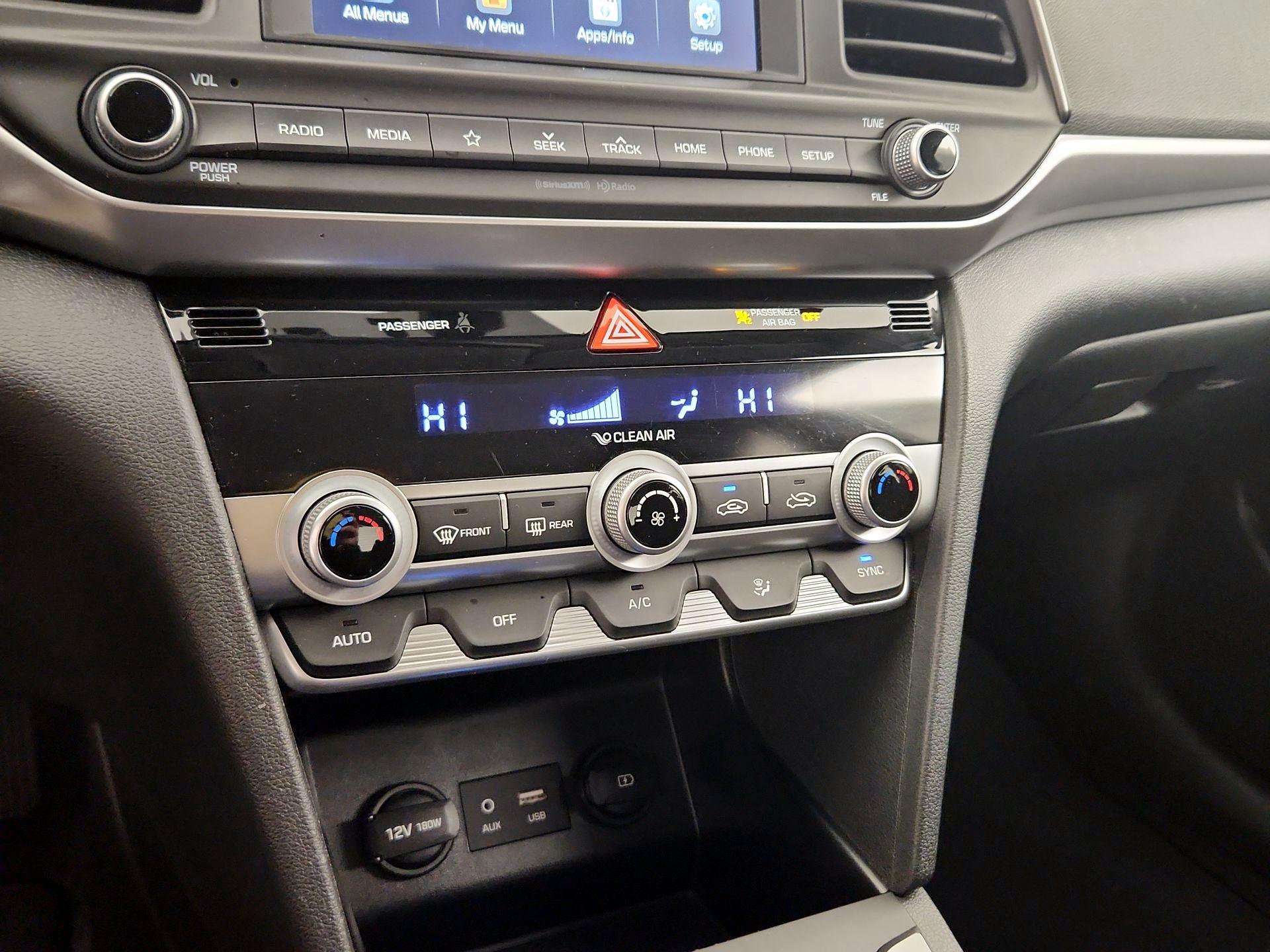 Thumbnail: 2020 Hyundai Elantra - 16