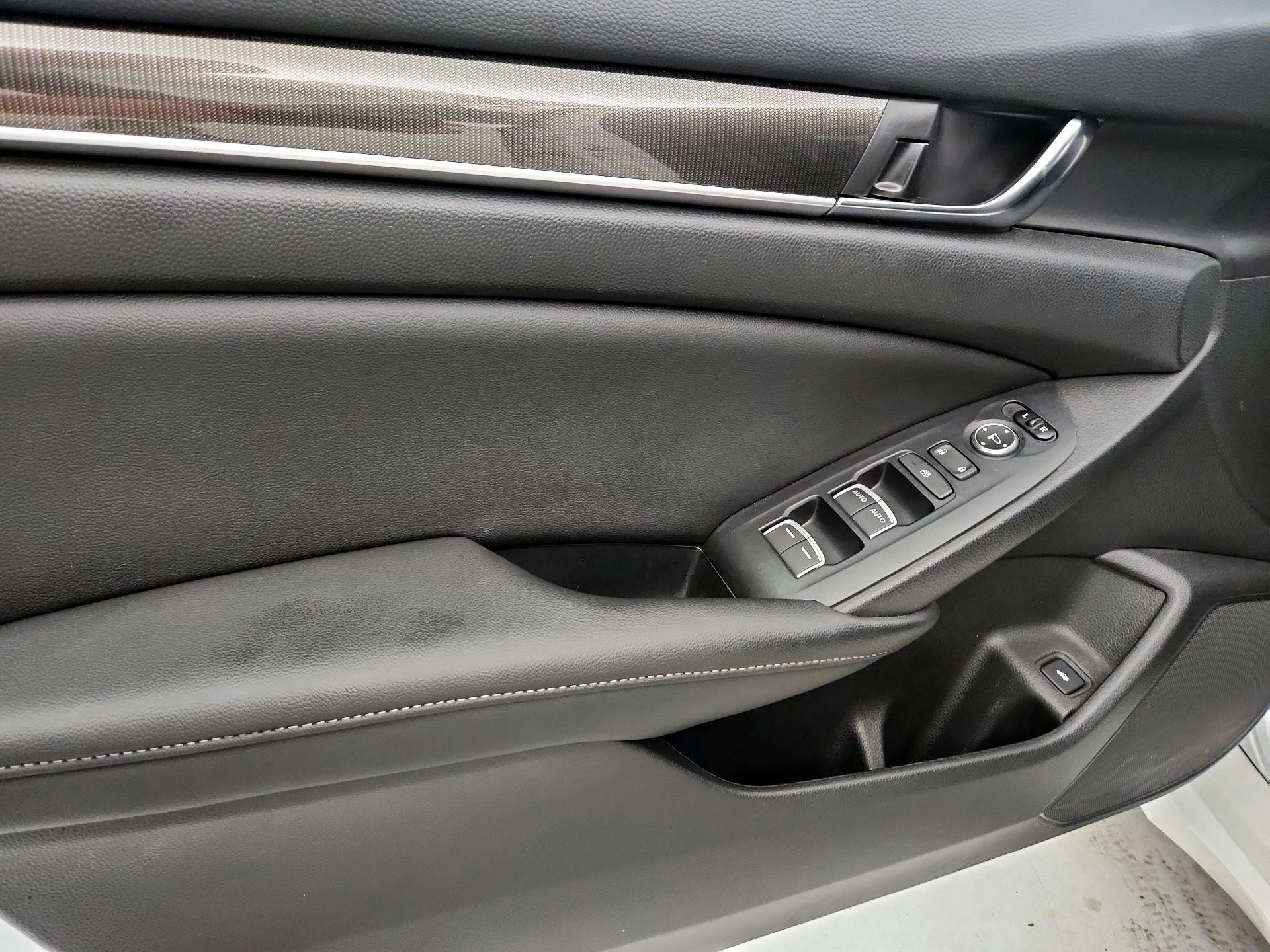 Thumbnail: 2020 Honda Accord - 12