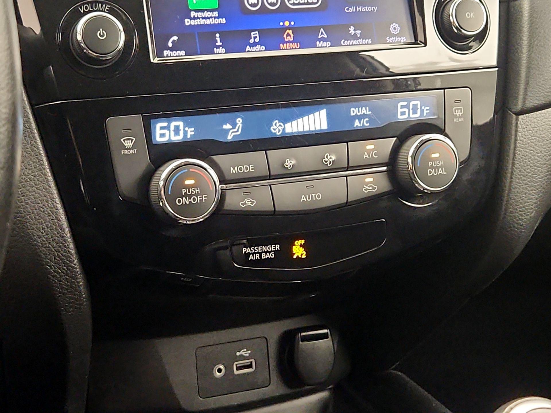 Thumbnail: 2019 Nissan Rogue - 17