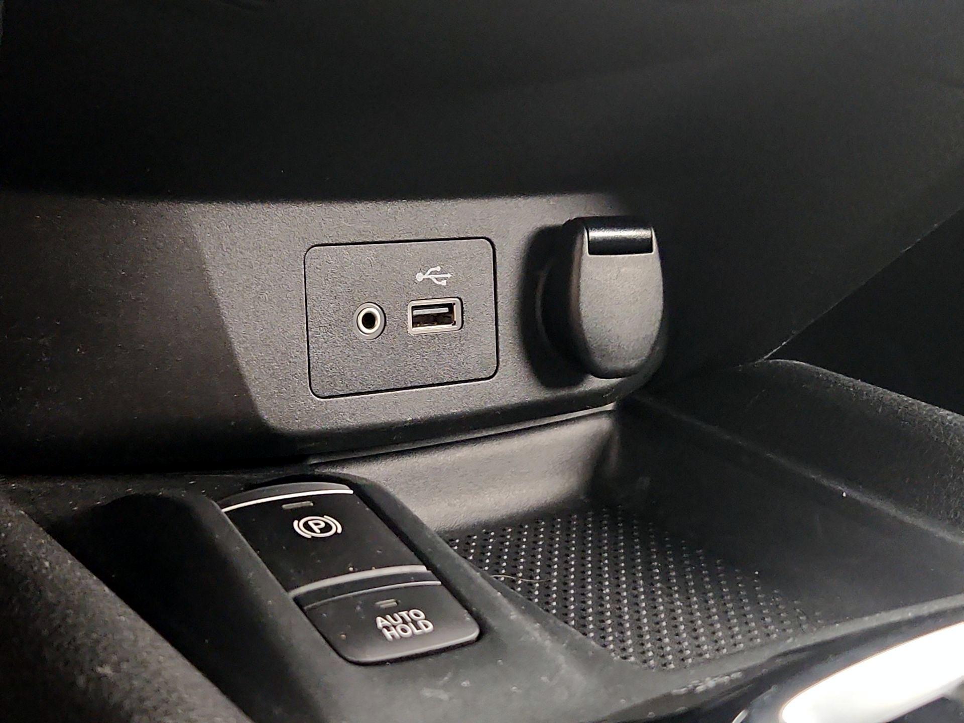 Thumbnail: 2019 Nissan Rogue - 19