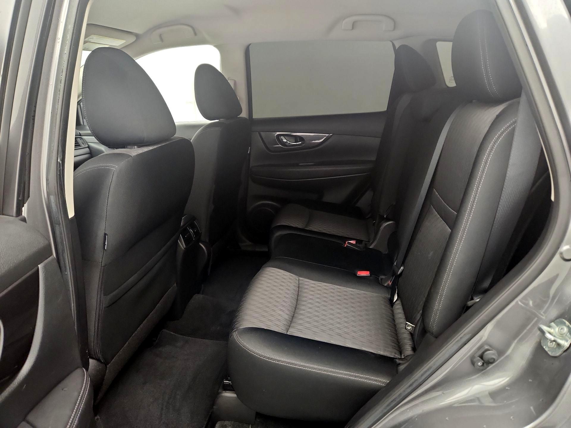 Thumbnail: 2019 Nissan Rogue - 20