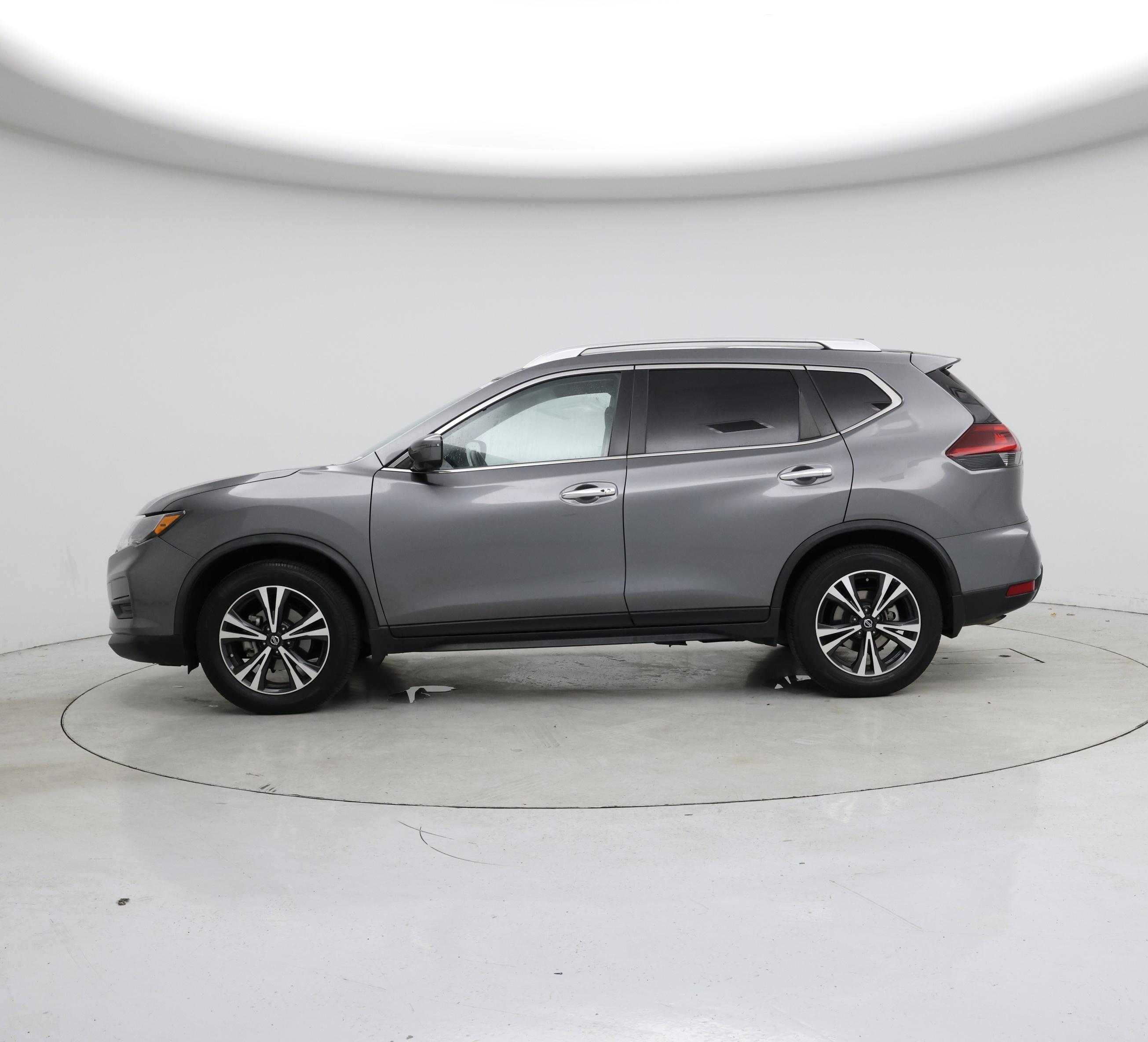 Thumbnail: 2019 Nissan Rogue - 3