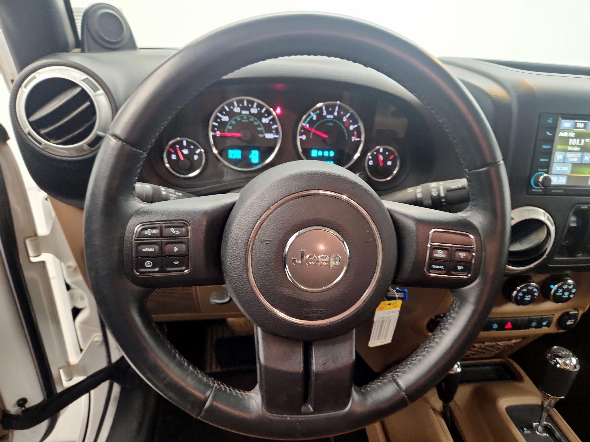 Thumbnail: 2014 Jeep Wrangler - 10