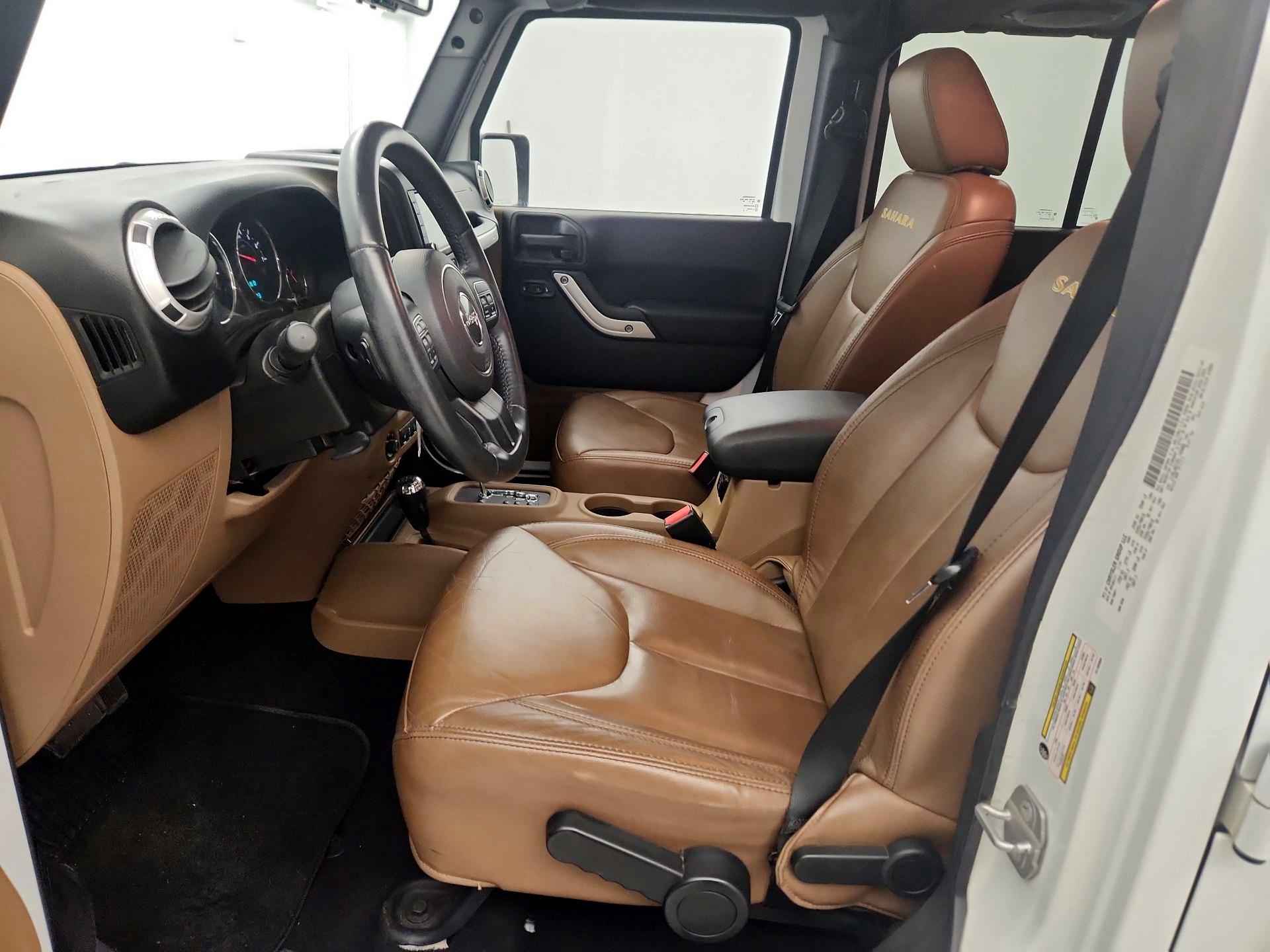 Thumbnail: 2014 Jeep Wrangler - 11