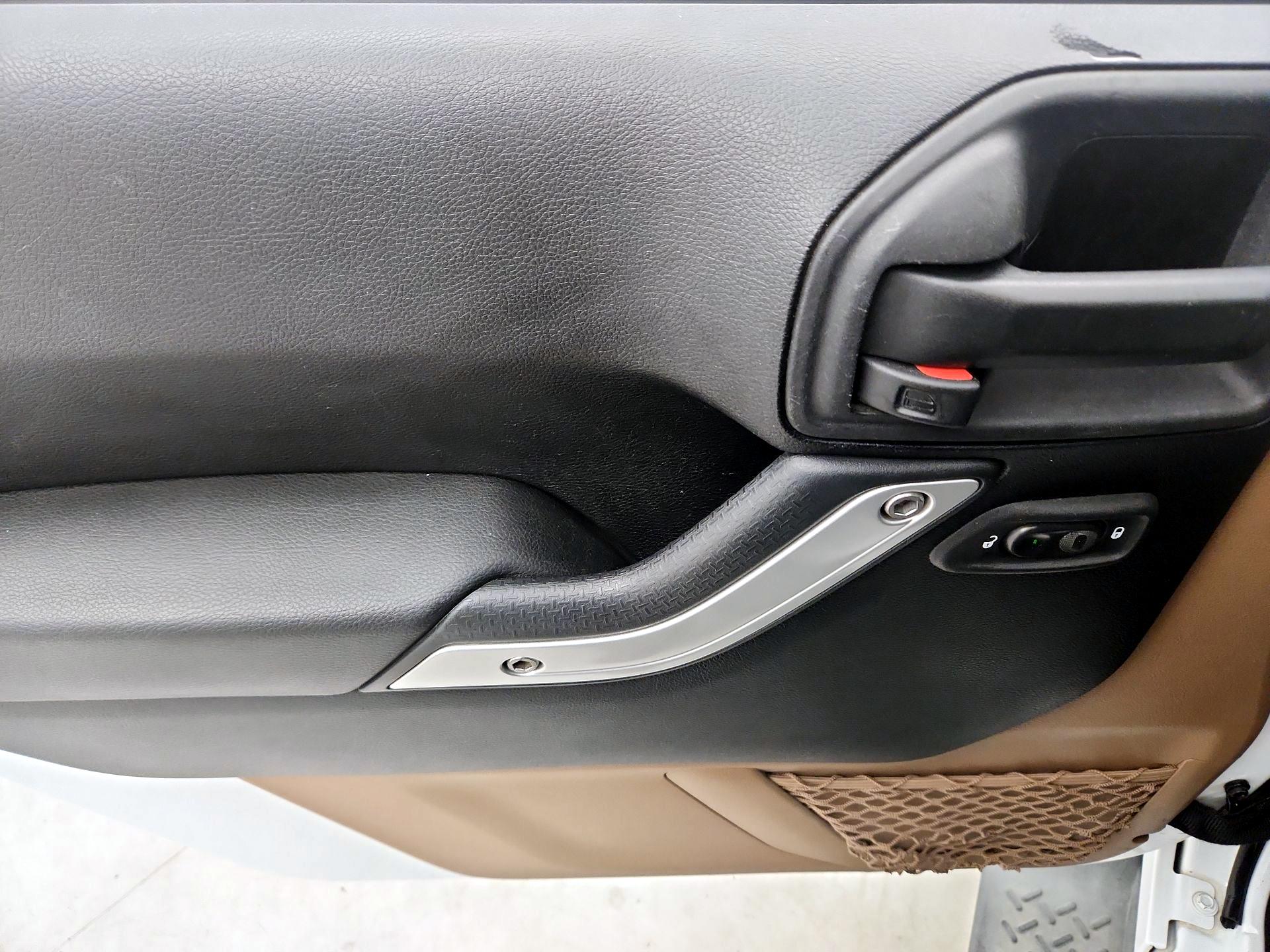 Thumbnail: 2014 Jeep Wrangler - 12