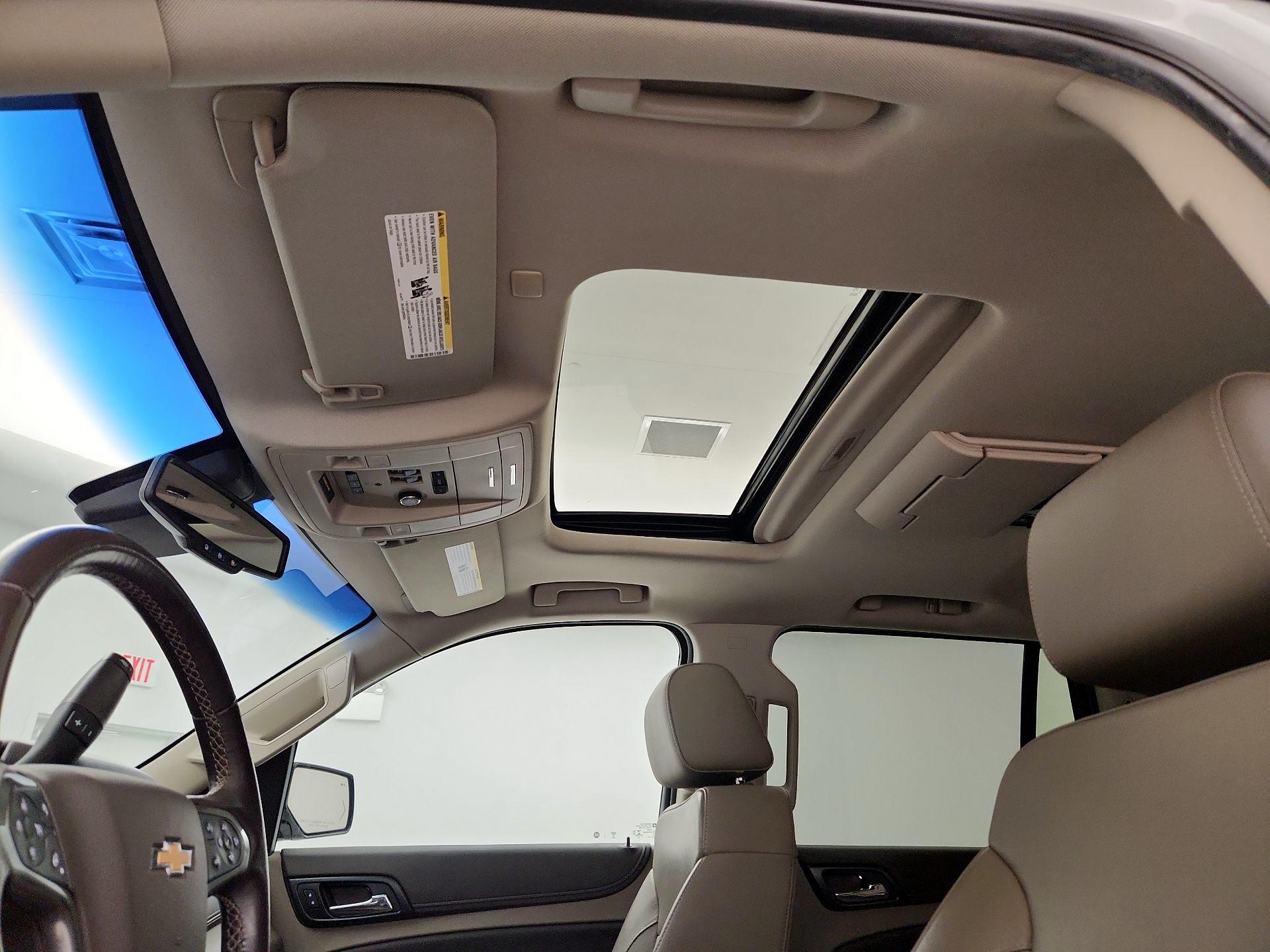 Thumbnail: 2019 Chevrolet Tahoe - 20