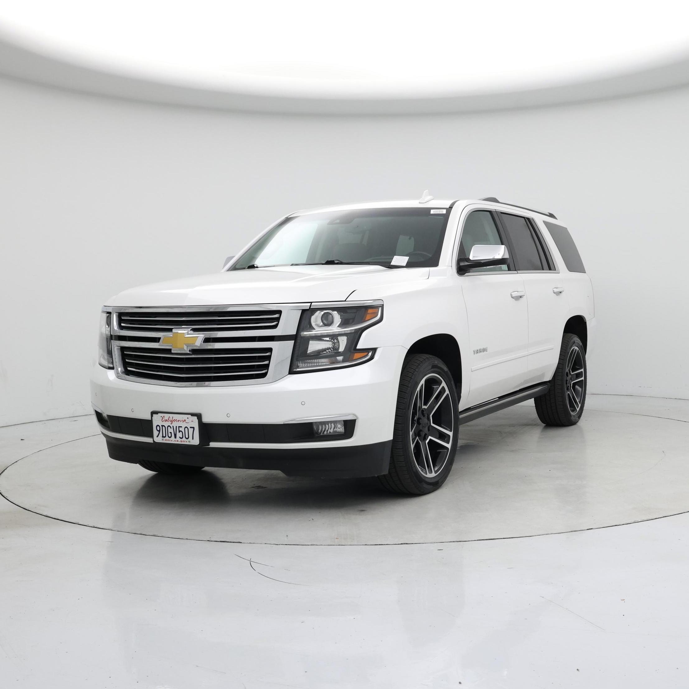 Thumbnail: 2019 Chevrolet Tahoe - 4