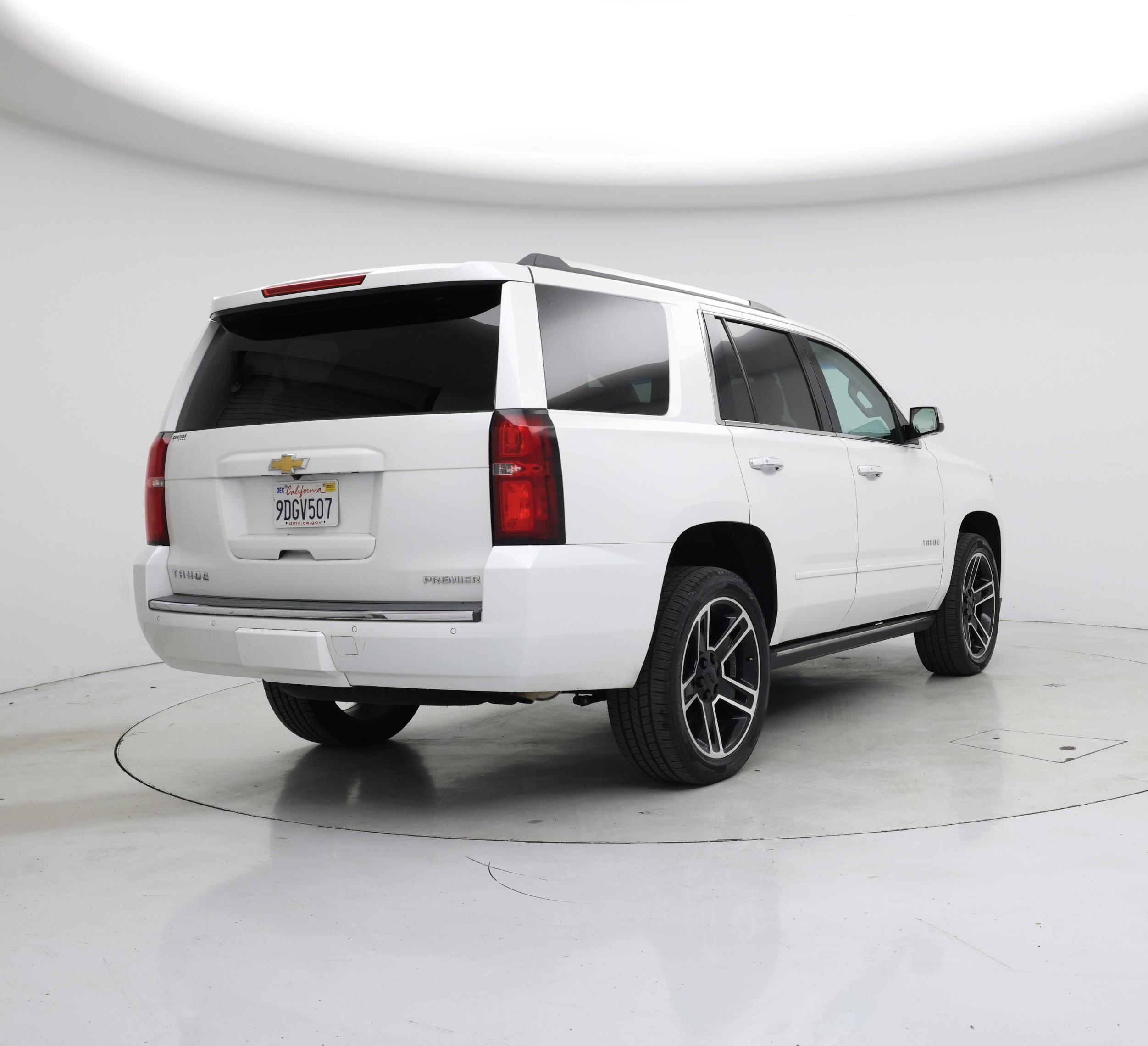 Thumbnail: 2019 Chevrolet Tahoe - 8