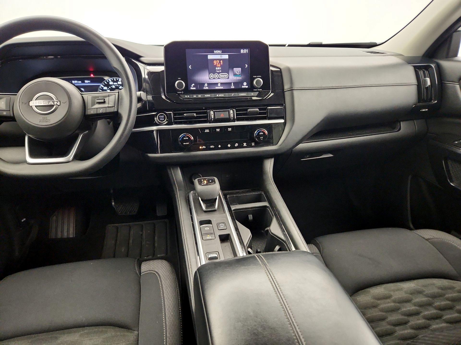 Thumbnail: 2022 Nissan Pathfinder - 9