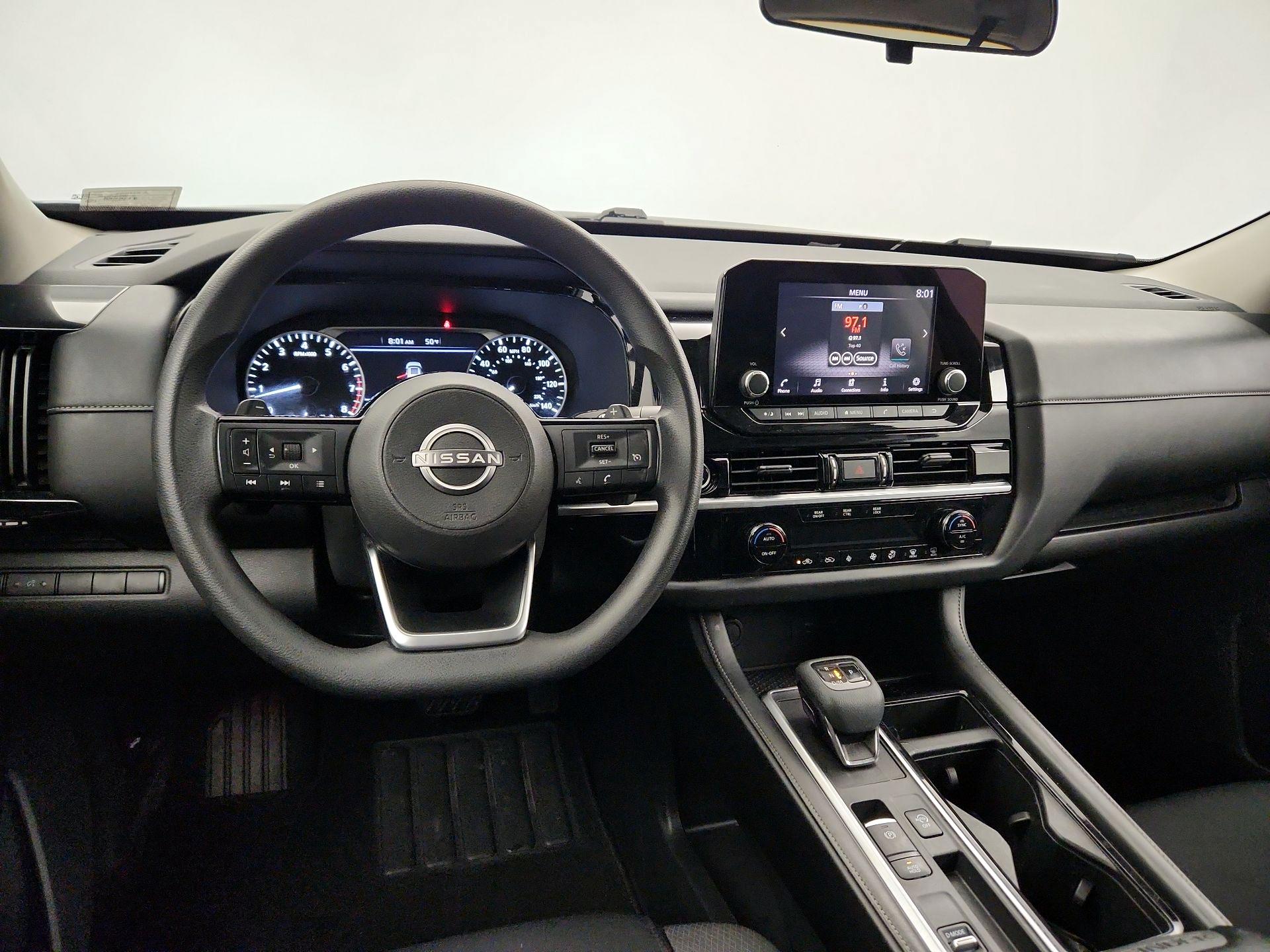 Thumbnail: 2022 Nissan Pathfinder - 10